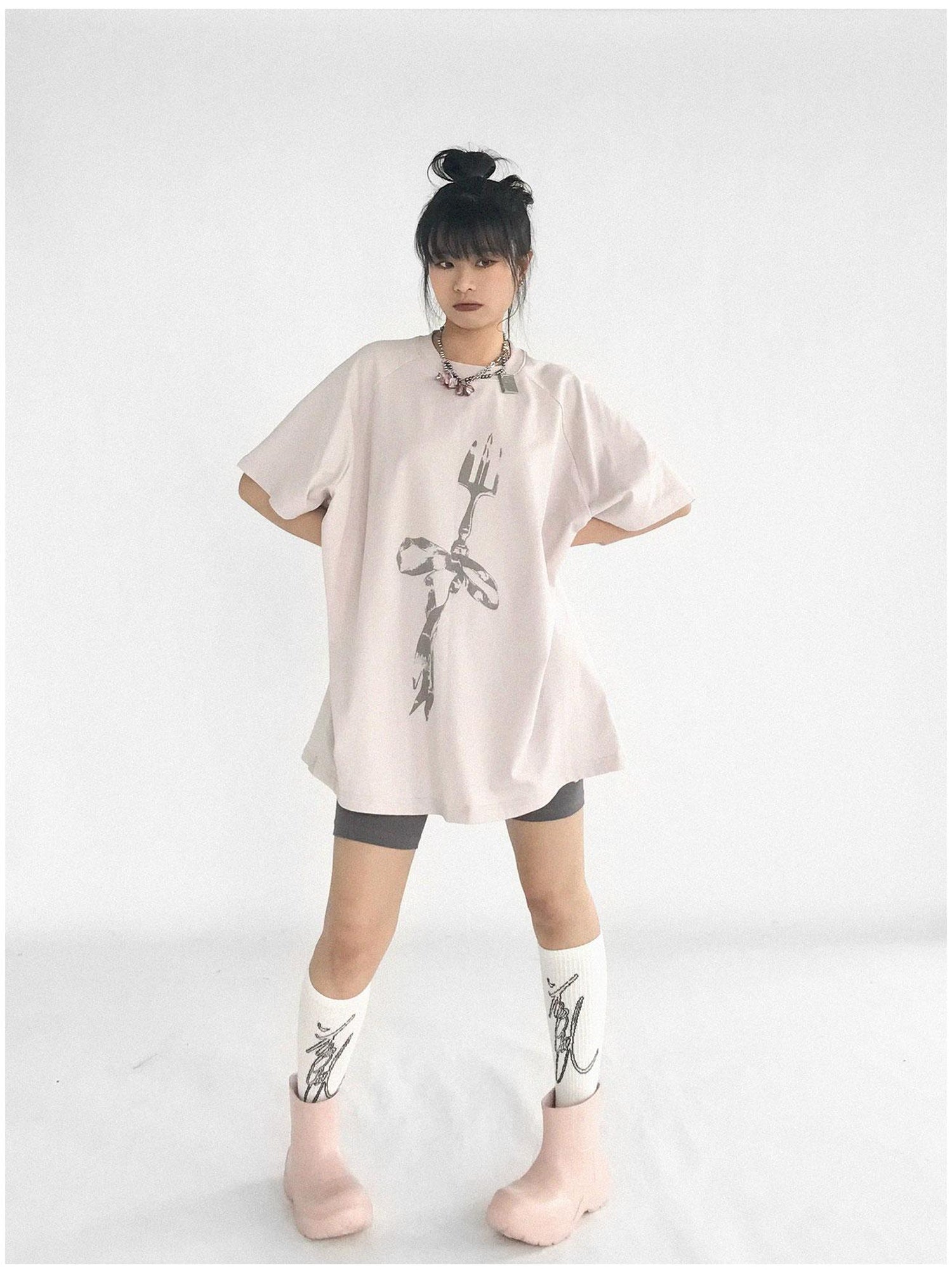 innomoood Lightweight Breathable Love Is A Gift T-Shirt