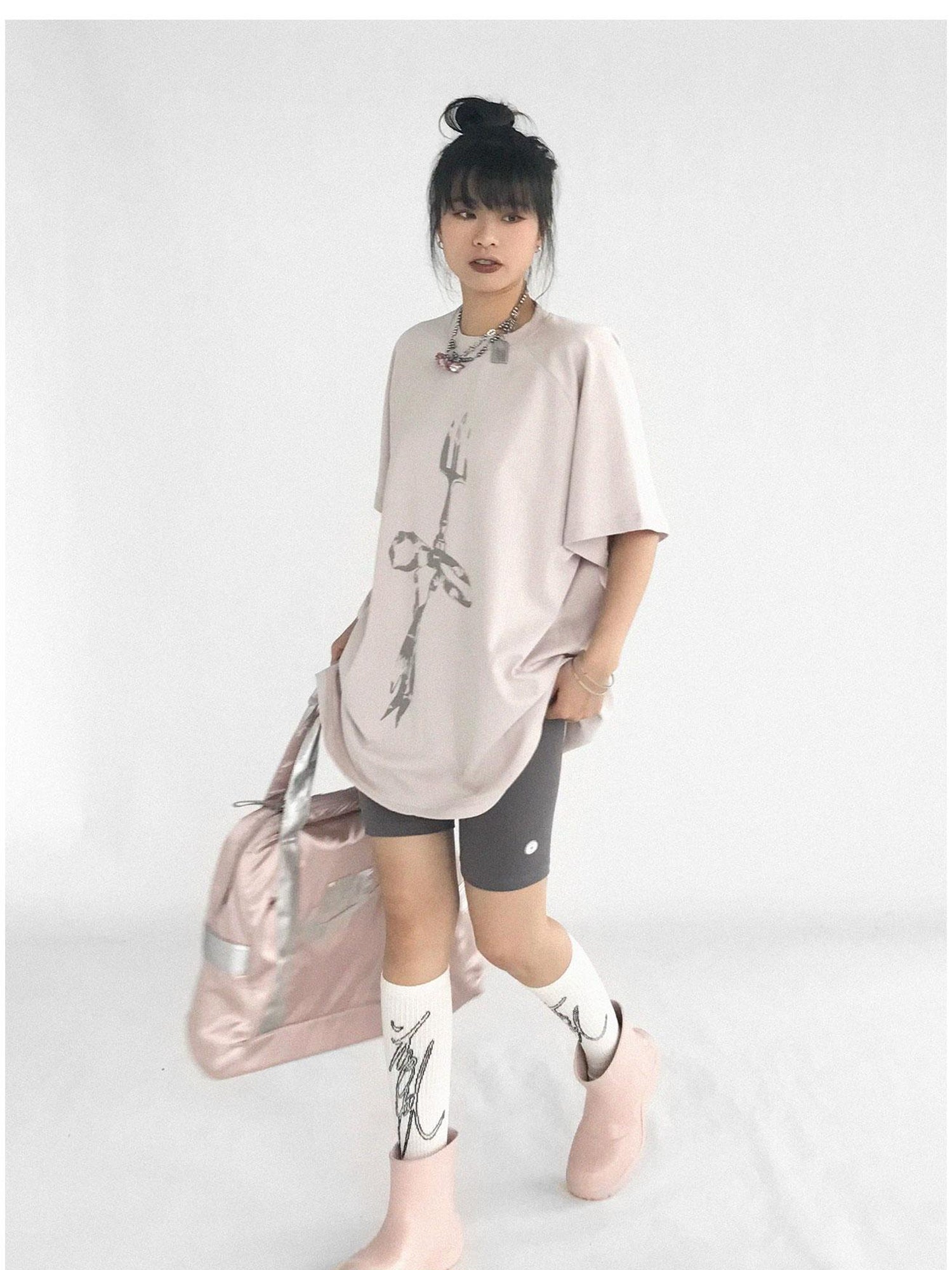 innomoood Lightweight Breathable Love Is A Gift T-Shirt