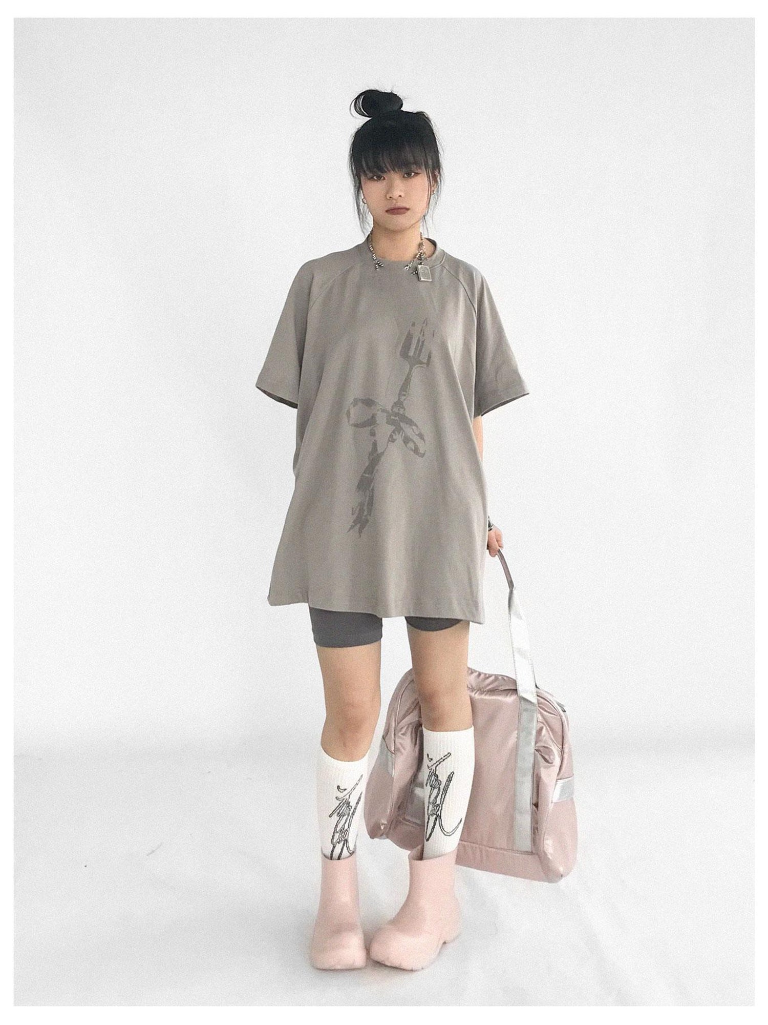 innomoood Lightweight Breathable Love Is A Gift T-Shirt