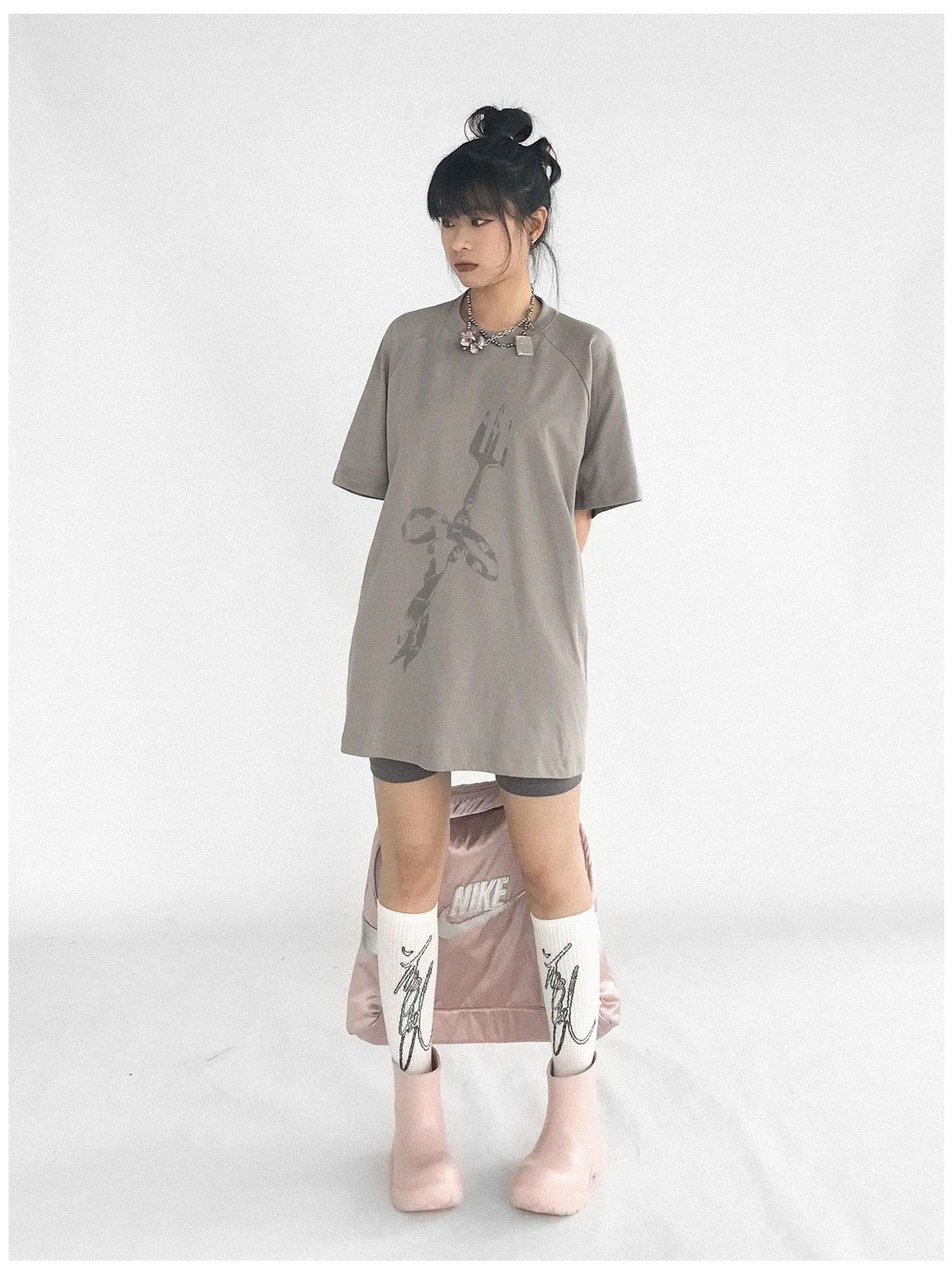 innomoood Lightweight Breathable Love Is A Gift T-Shirt