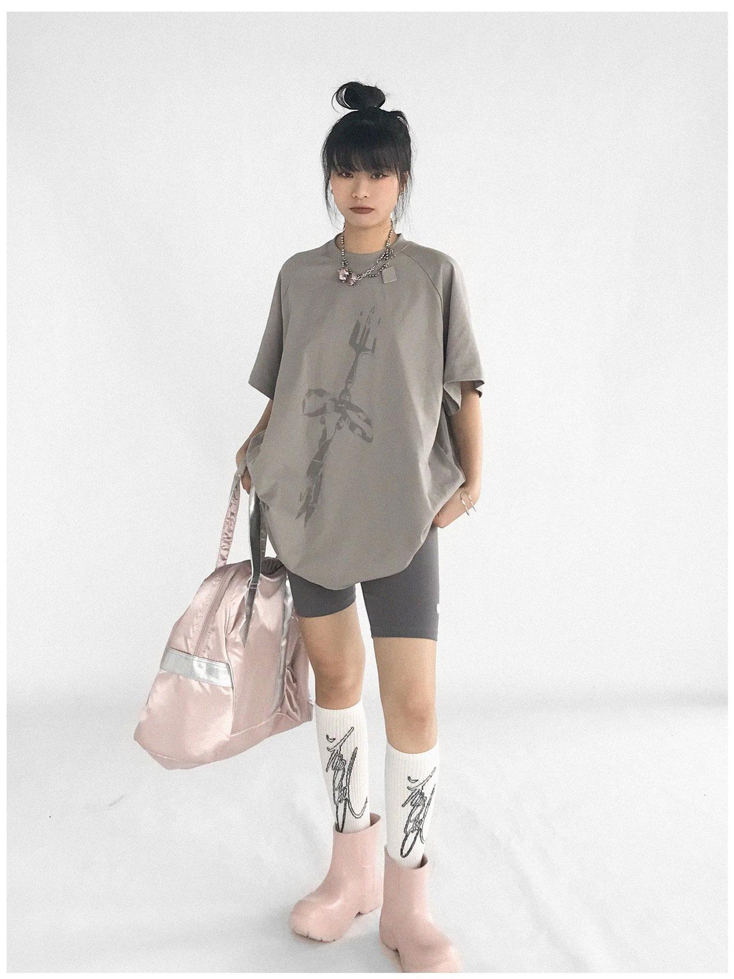 innomoood Lightweight Breathable Love Is A Gift T-Shirt