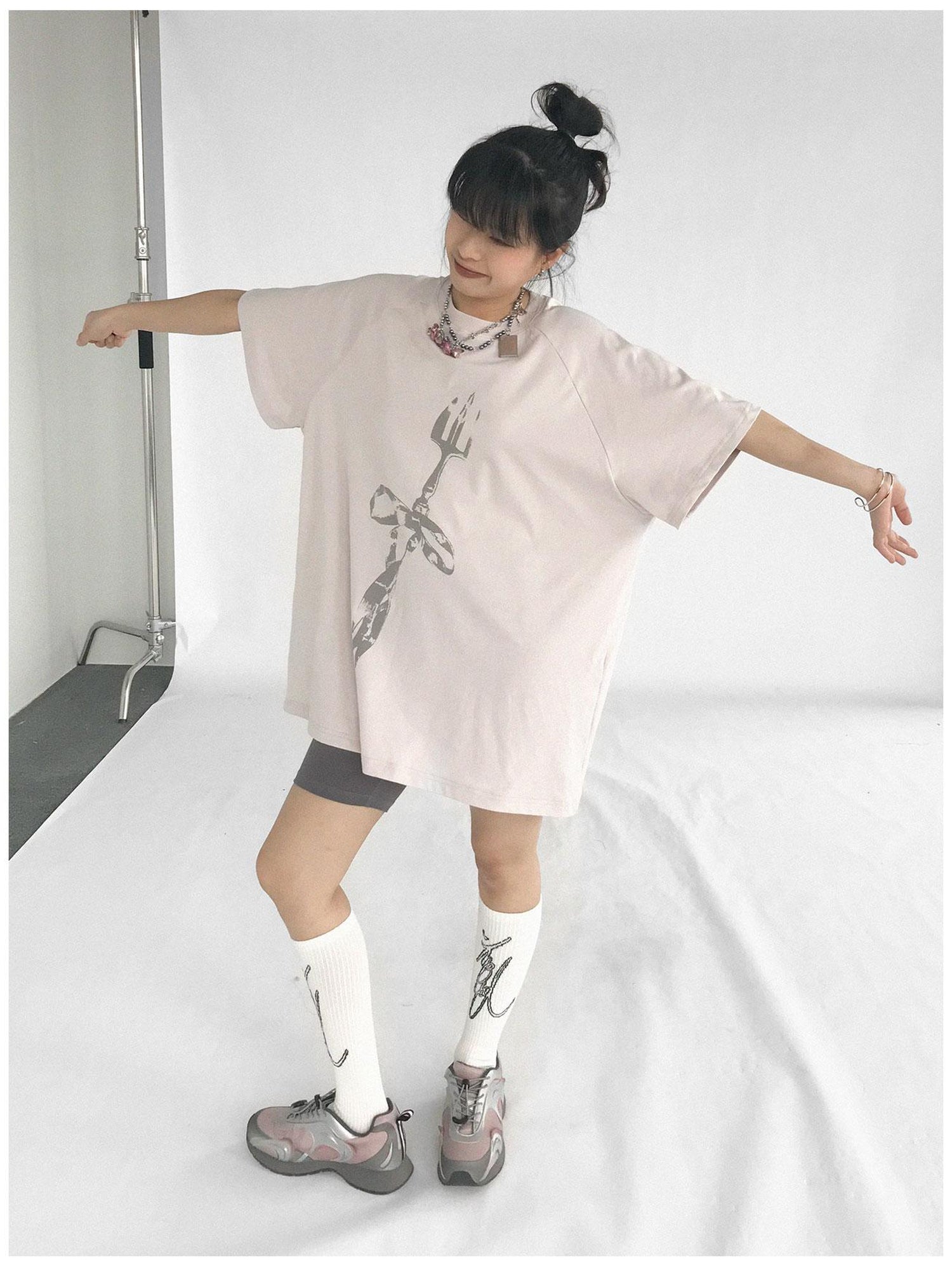innomoood Lightweight Breathable Love Is A Gift T-Shirt