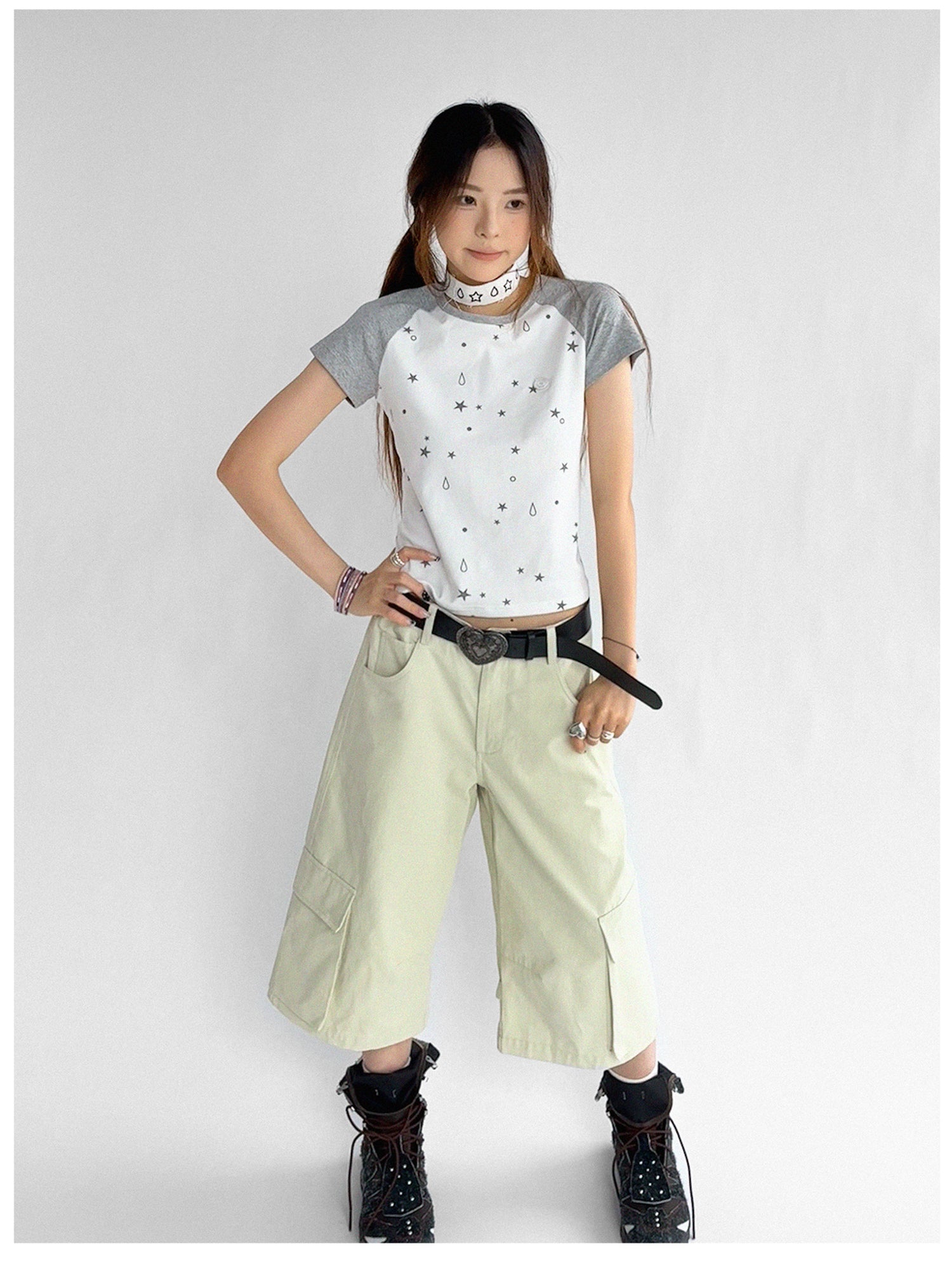 innomoood Low Rise Wide Leg Trousers with Adjustable Pockets in Ice Mint