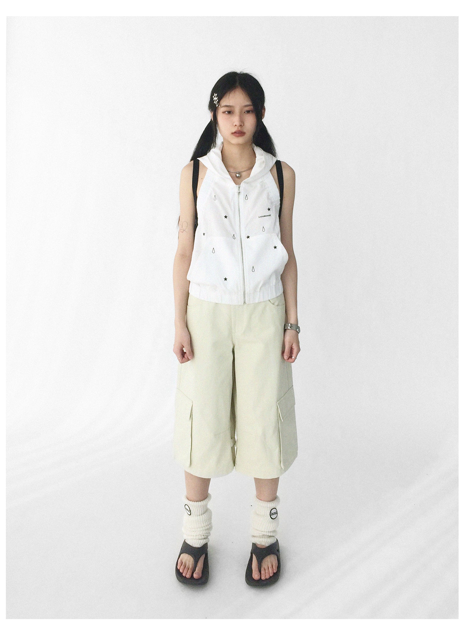 innomoood Low Rise Wide Leg Trousers with Adjustable Pockets in Ice Mint