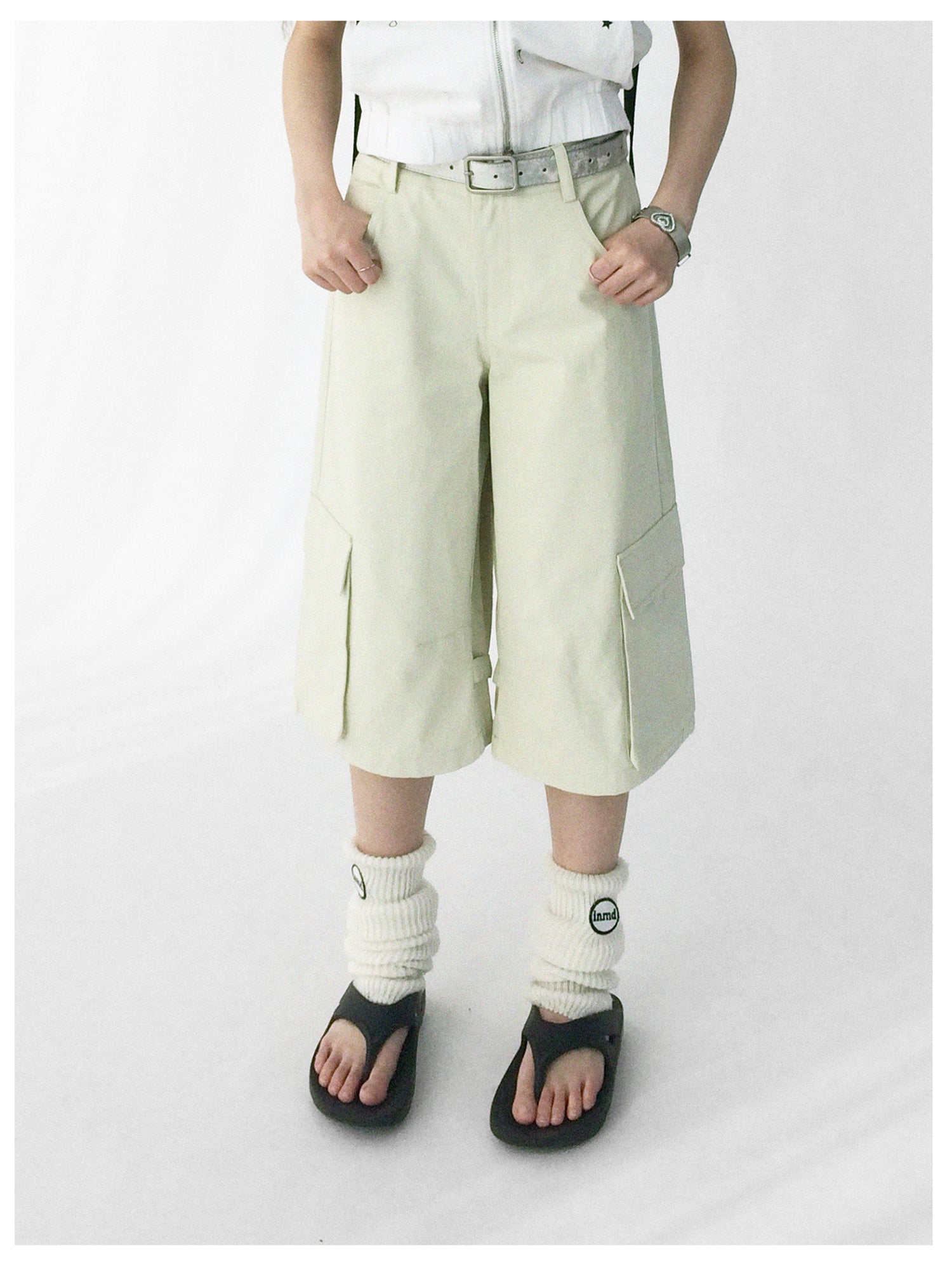 innomoood Low Rise Wide Leg Trousers with Adjustable Pockets in Ice Mint
