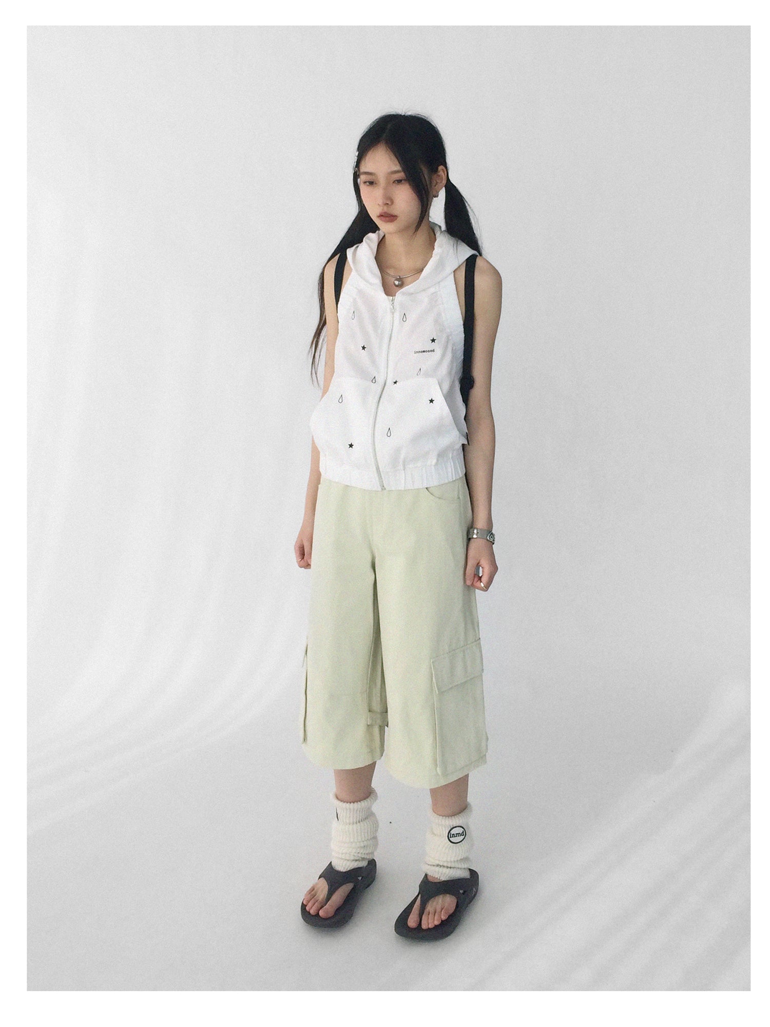 innomoood Low Rise Wide Leg Trousers with Adjustable Pockets in Ice Mint