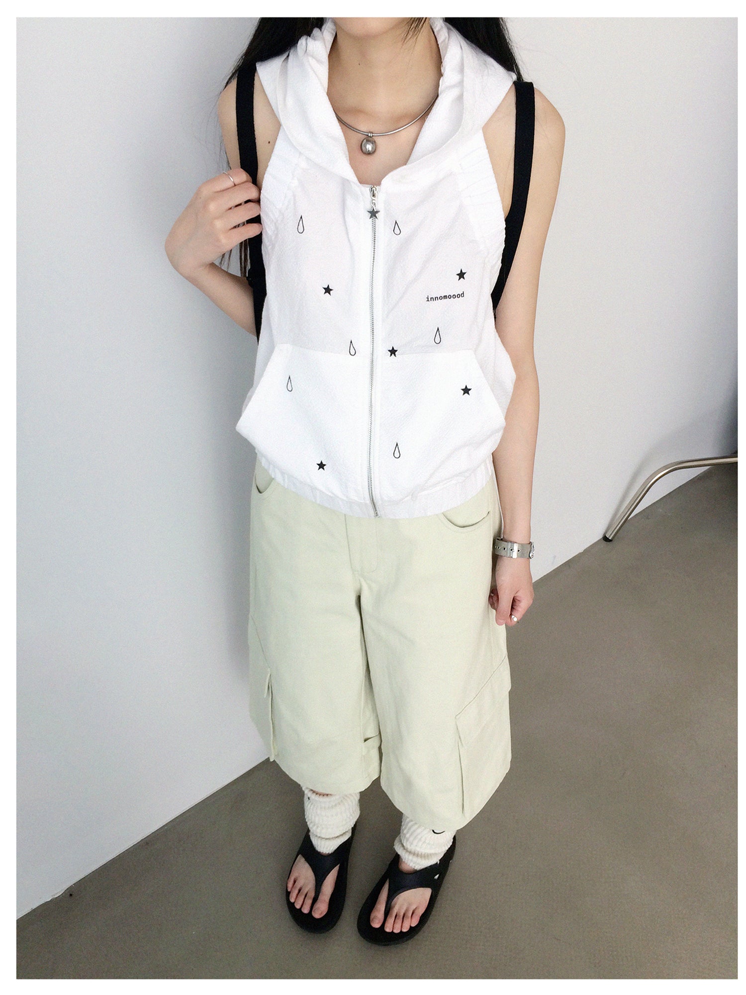 innomoood Low Rise Wide Leg Trousers with Adjustable Pockets in Ice Mint