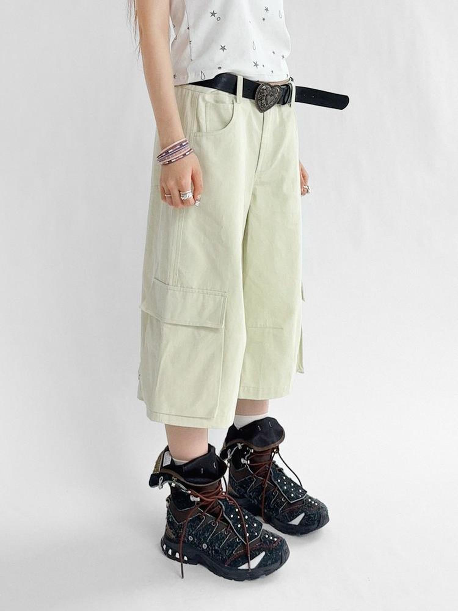 innomoood Low Rise Wide Leg Trousers with Adjustable Pockets in Ice Mint