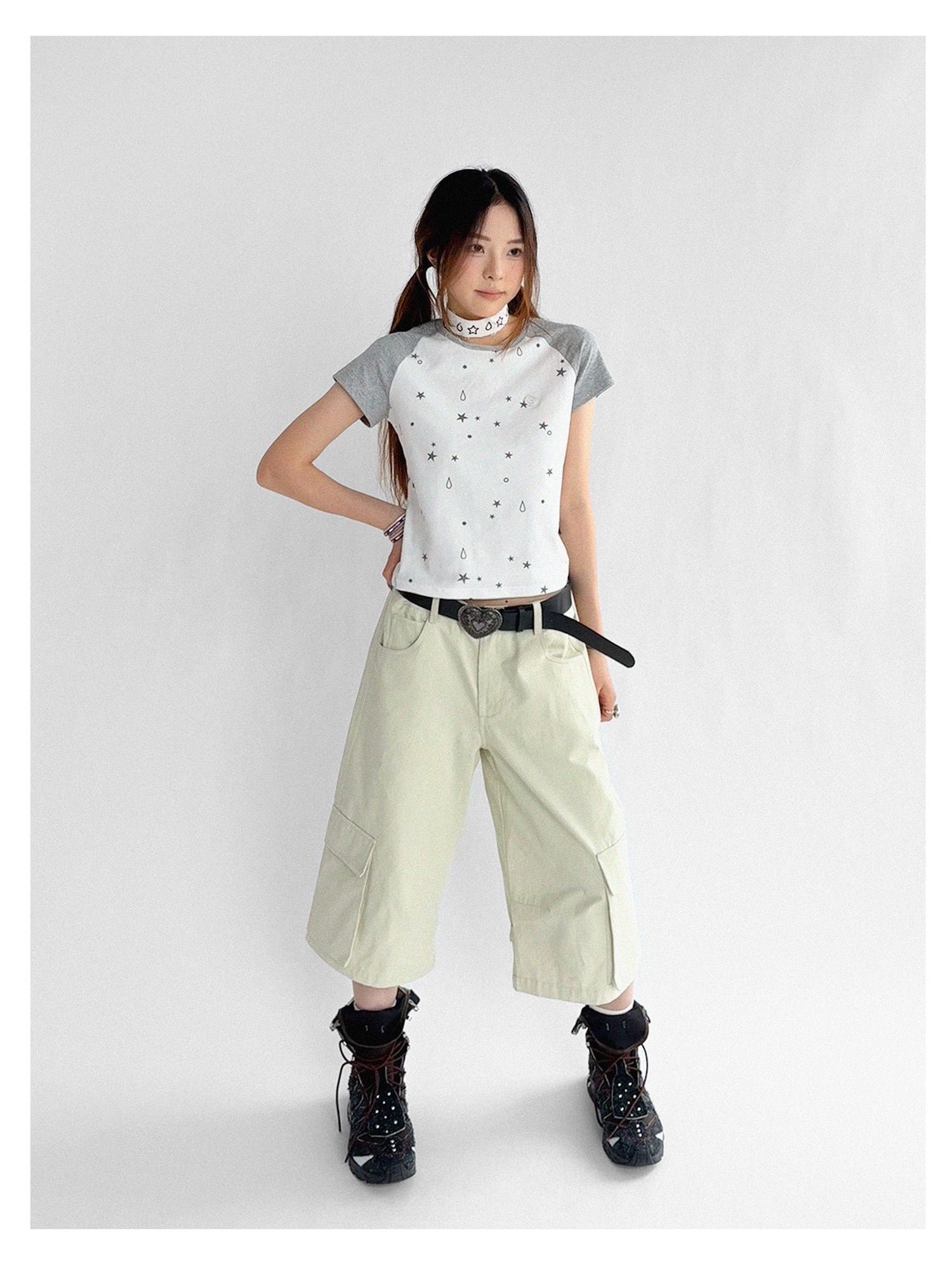 innomoood Low Rise Wide Leg Trousers with Adjustable Pockets in Ice Mint