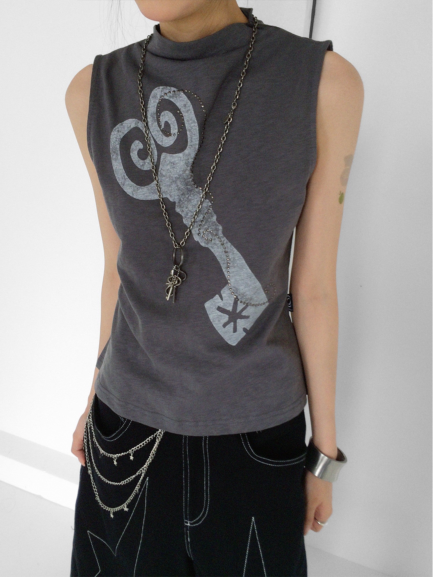 innomoood Memory Key Print Fishtail Half Collar Slim Fit Women&