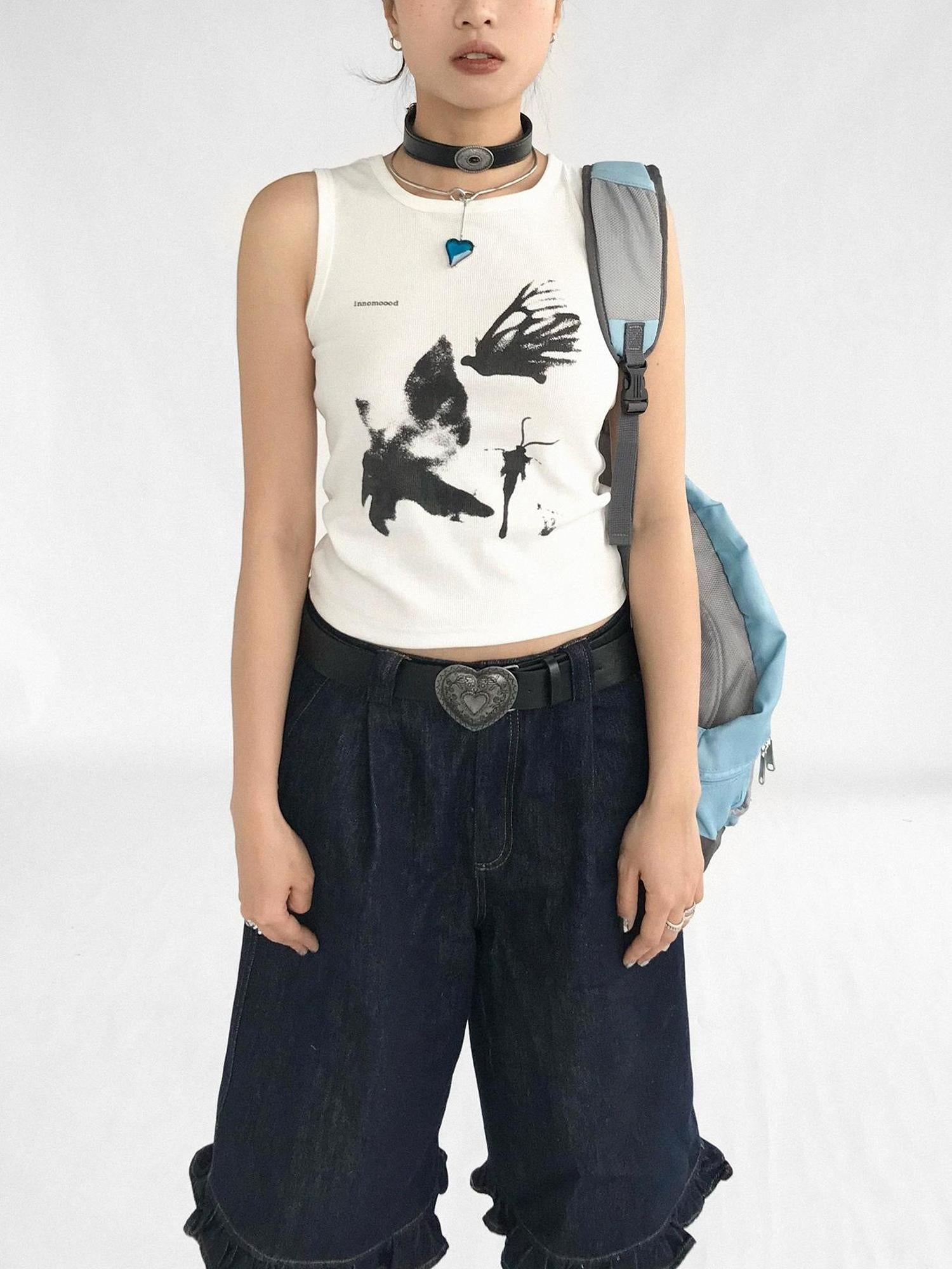 innomoood Moth Print Sleeveless Stretch Vest