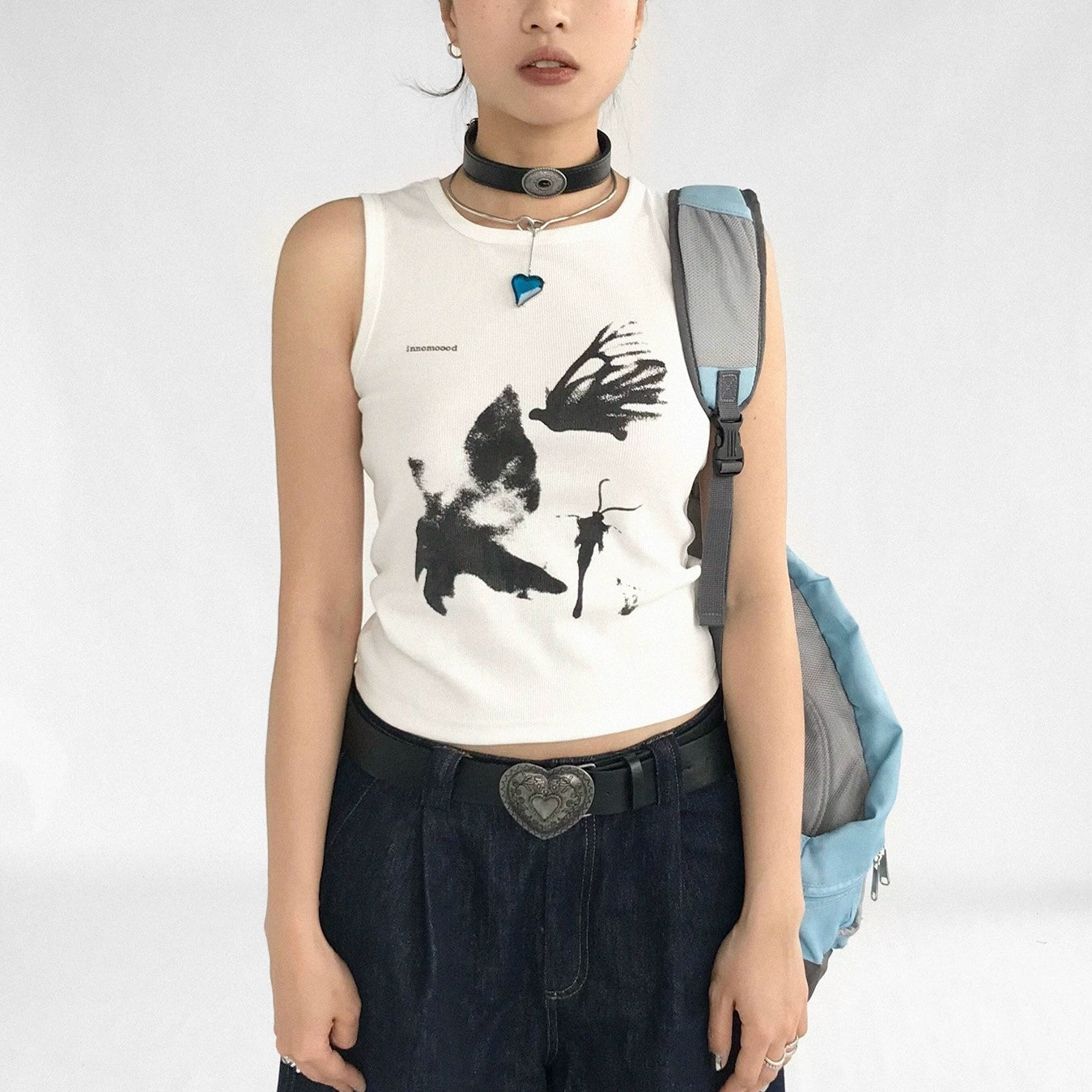 innomoood_Moth_Print_Sleeveless_Stretch_Vest_MISSTT
