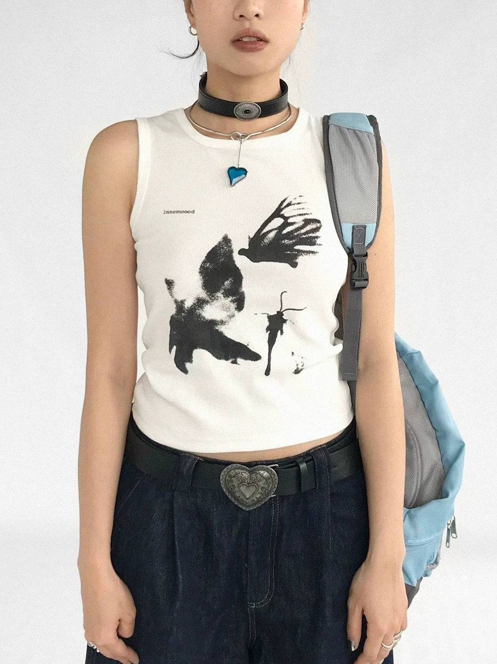 Moth Print Sleeveless Stretch Vest