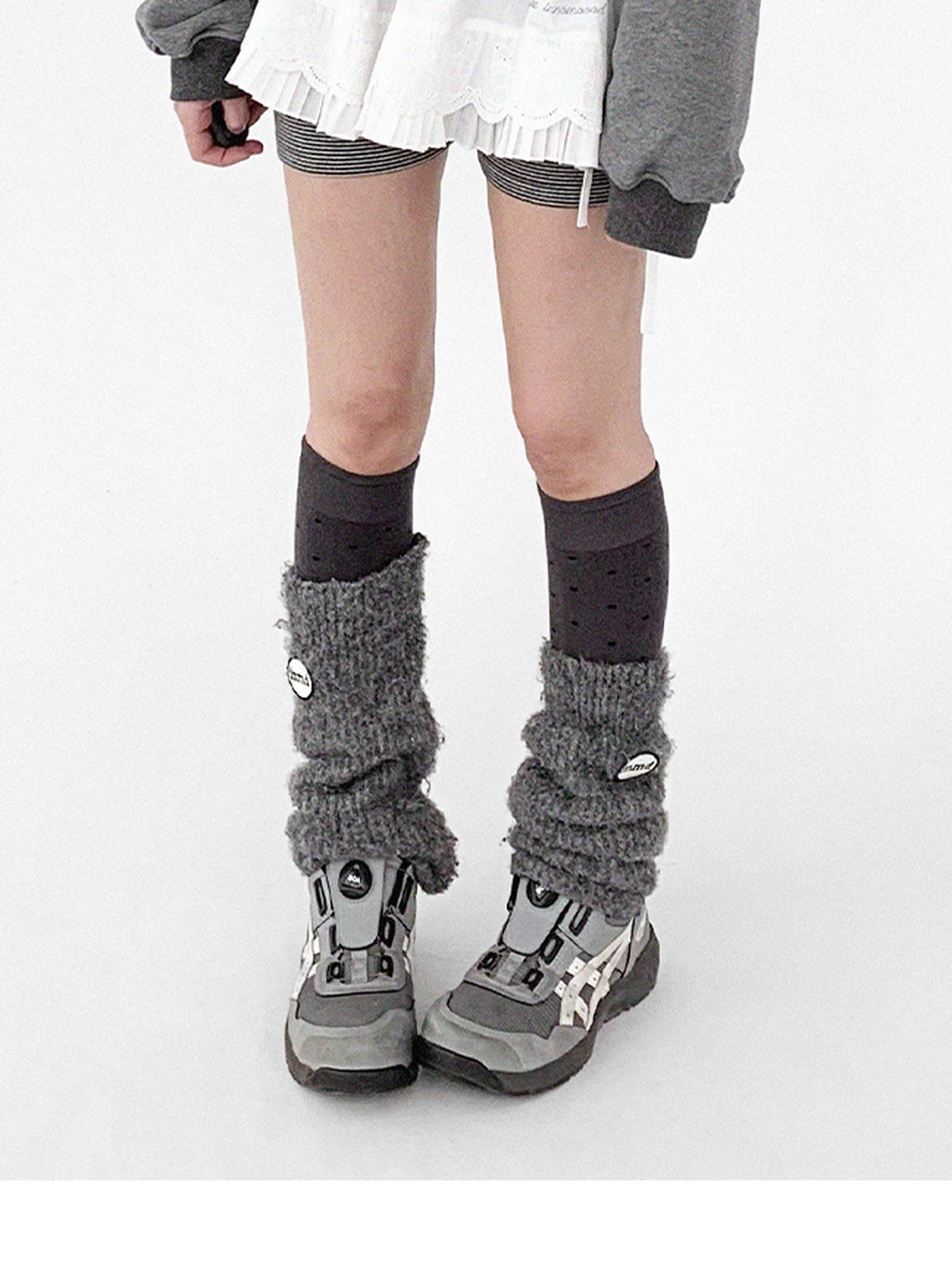 innomoood Pleated Skirt With Bear Embroidery And Dot Mesh Overlay