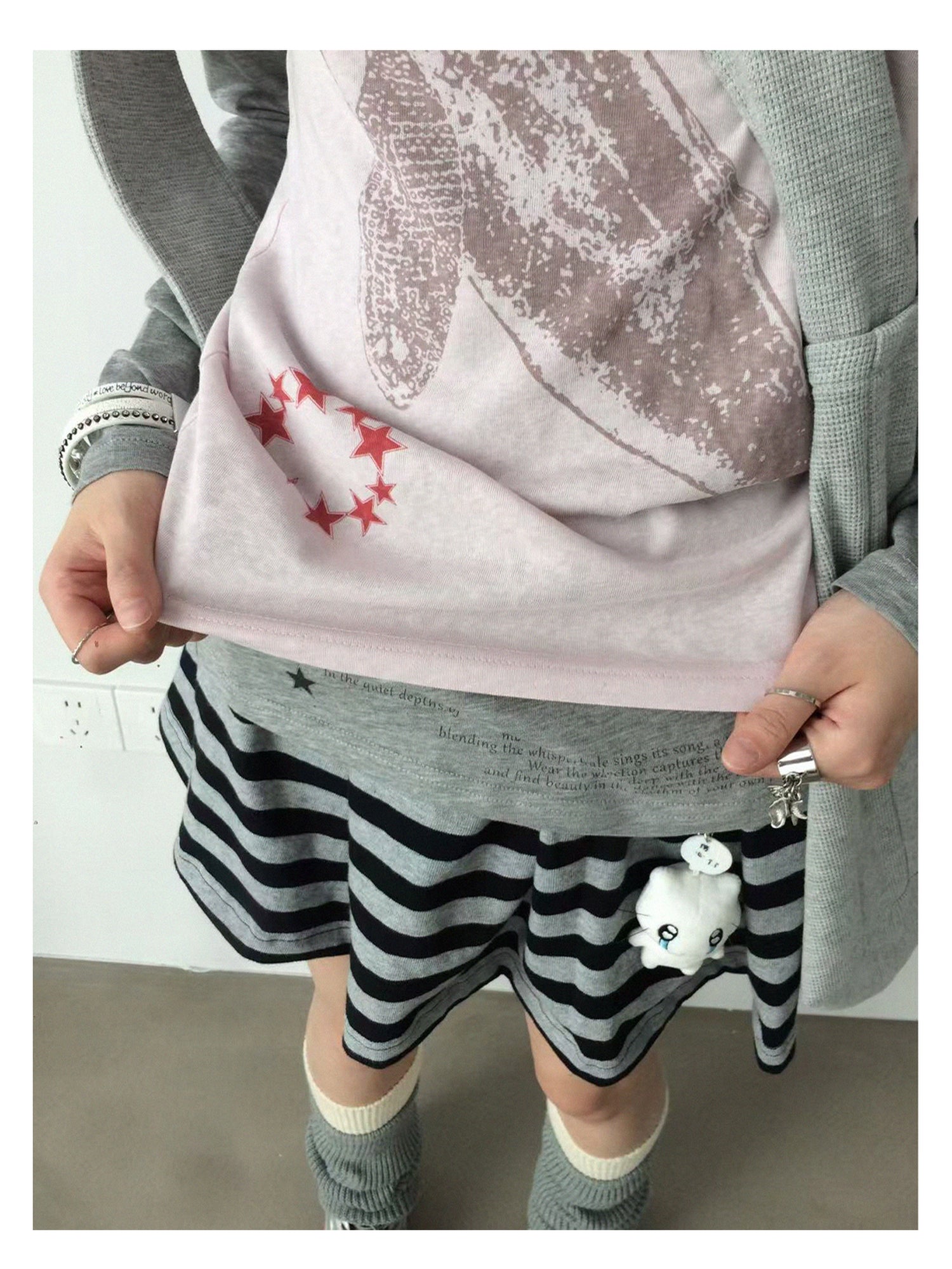 innomoood Silent Whale Embroidered Print Tee Retro Color Block Design