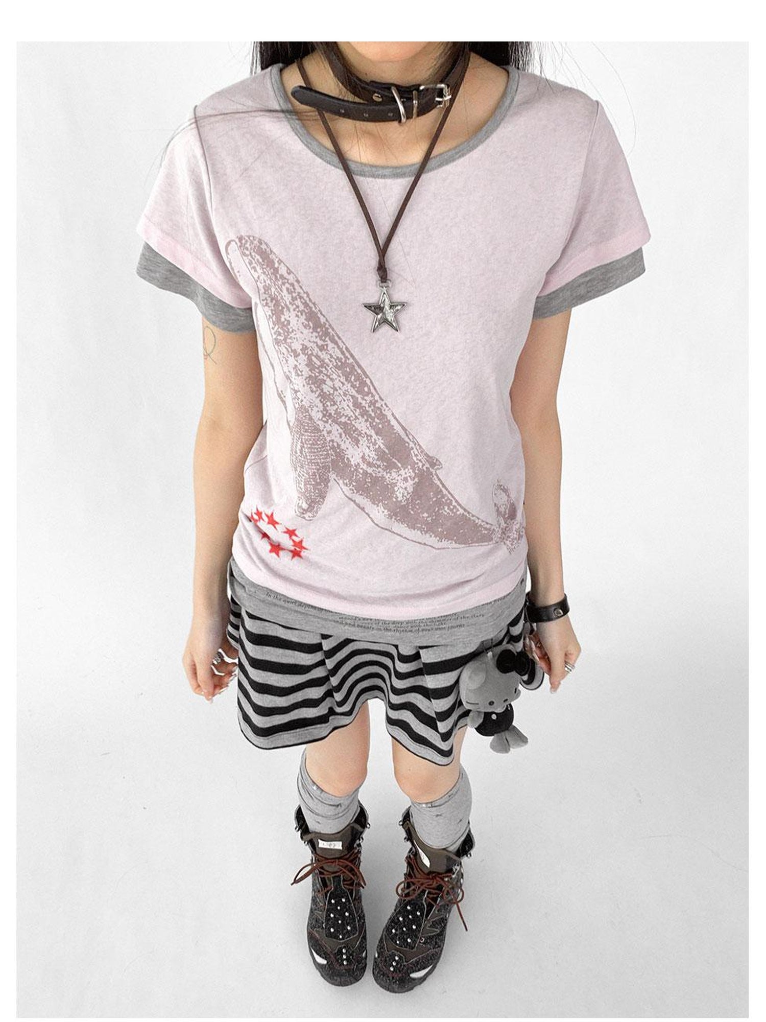 innomoood Silent Whale Embroidered Print Tee Retro Color Block Design