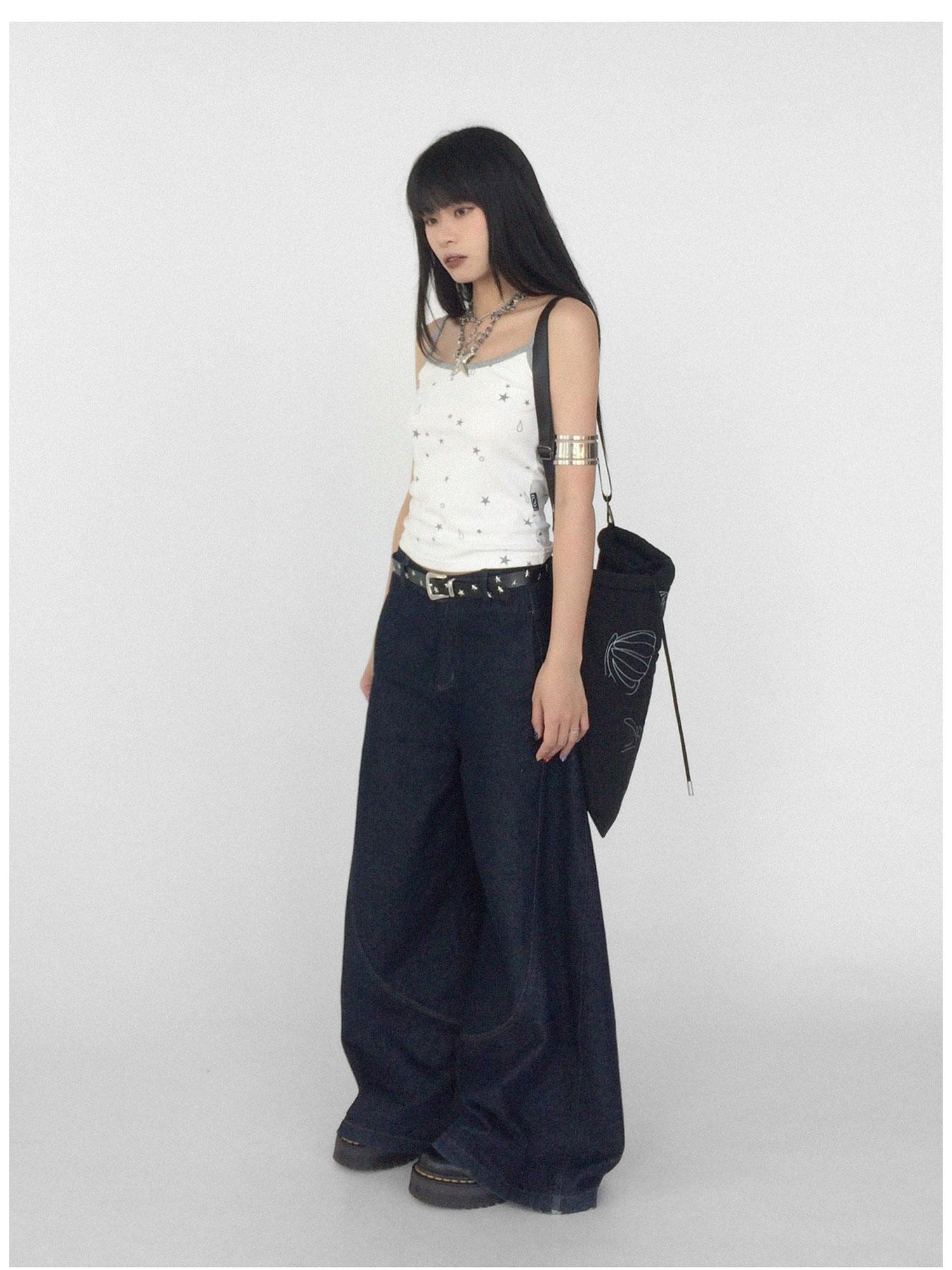 innomoood Stretch Knit Star Tears Print Slimming Camisole