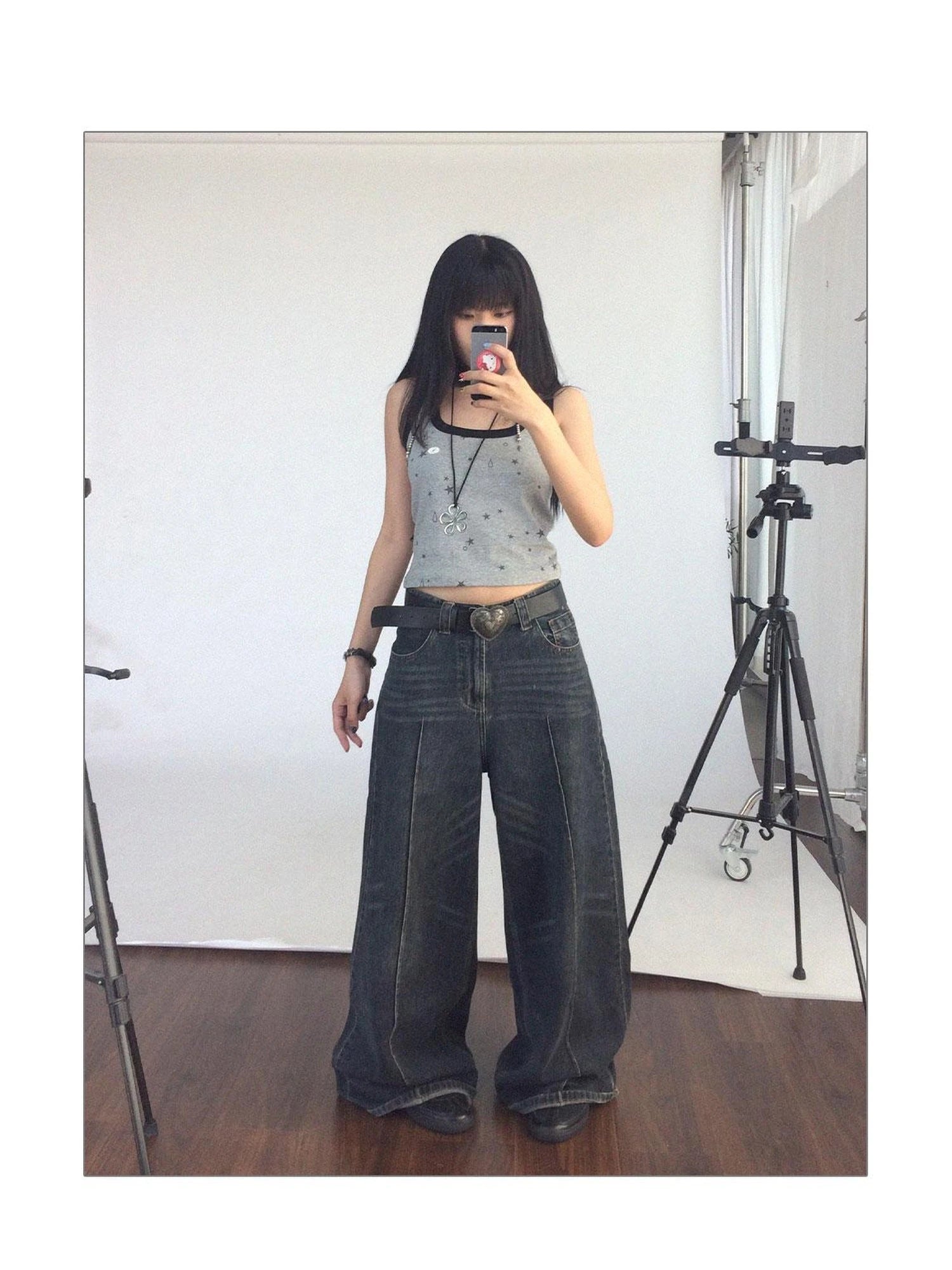 Tear Star Print Slimming Knit Vest