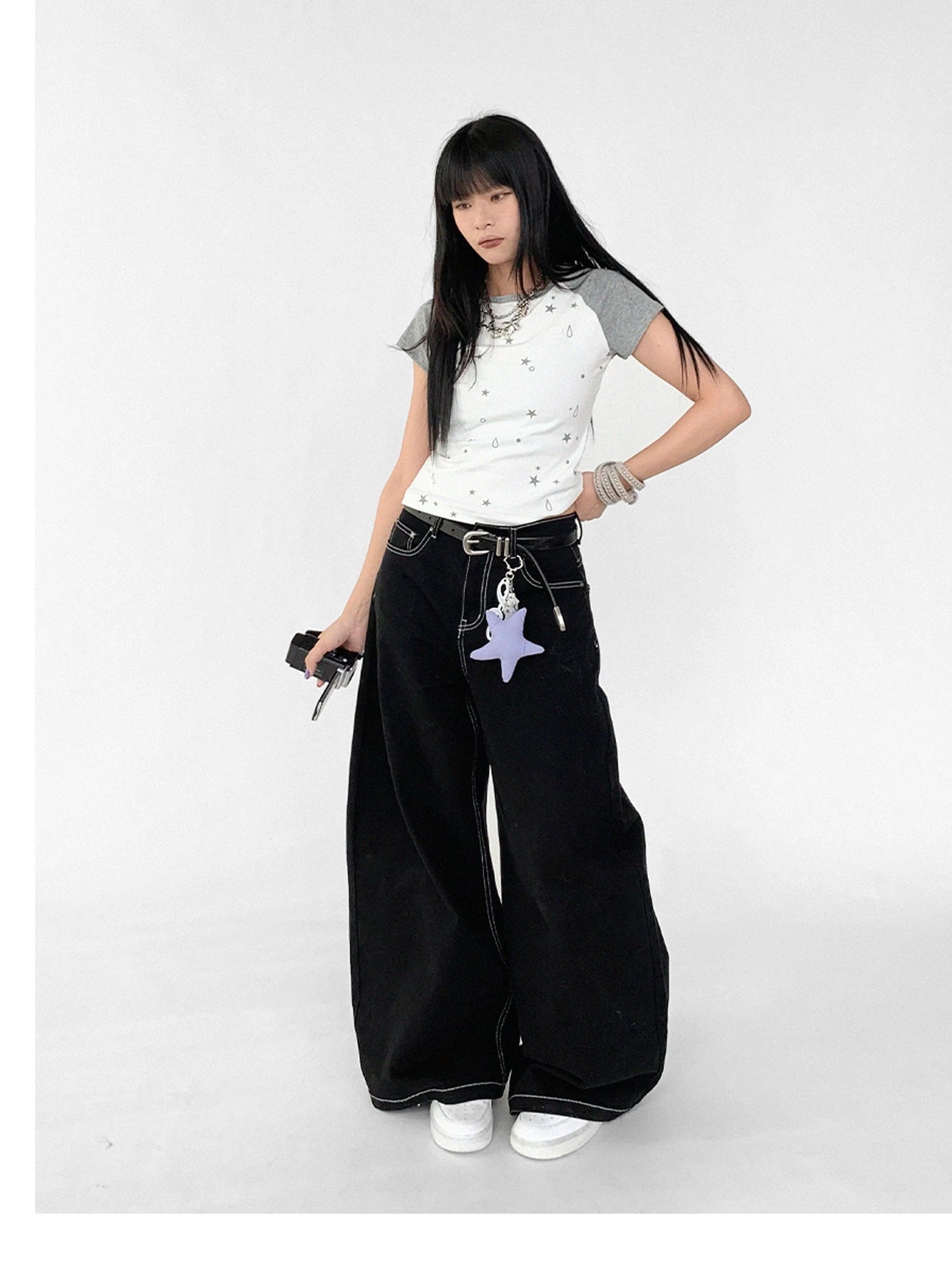 Tear Star Print Stretch Knit Tee