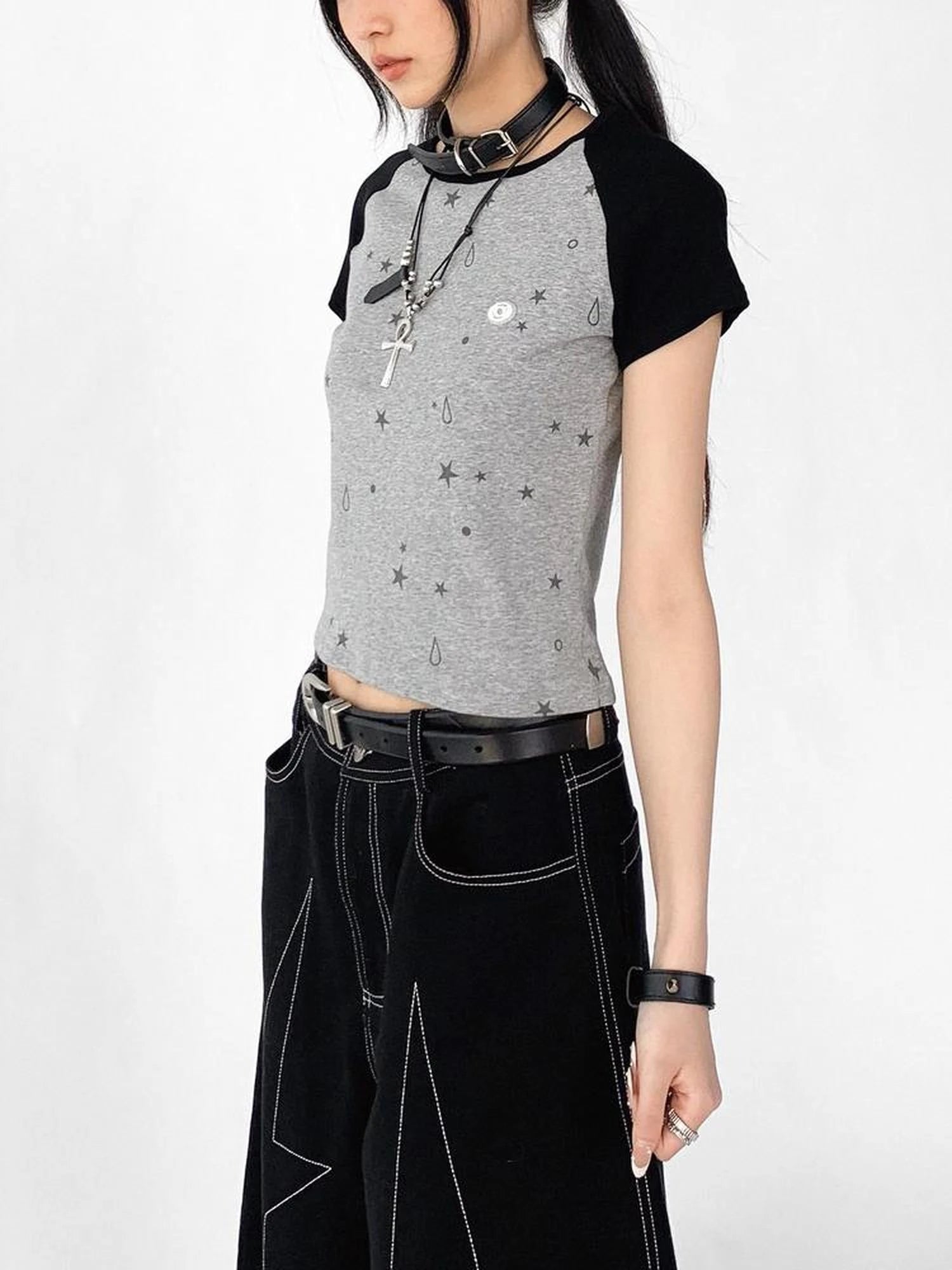 Tear Star Print Stretch Knit Tee