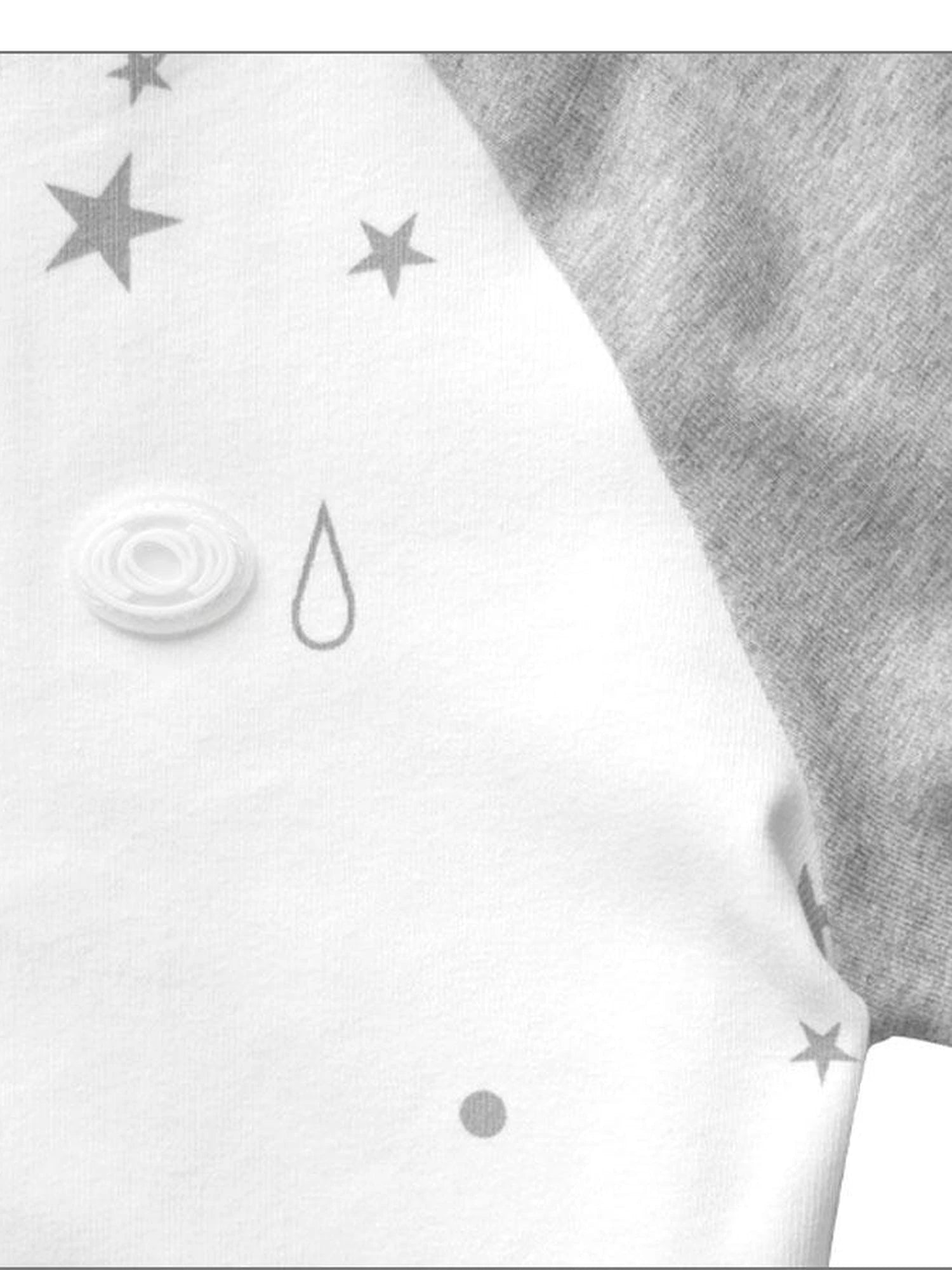 Tear Star Print Stretch Knit Tee