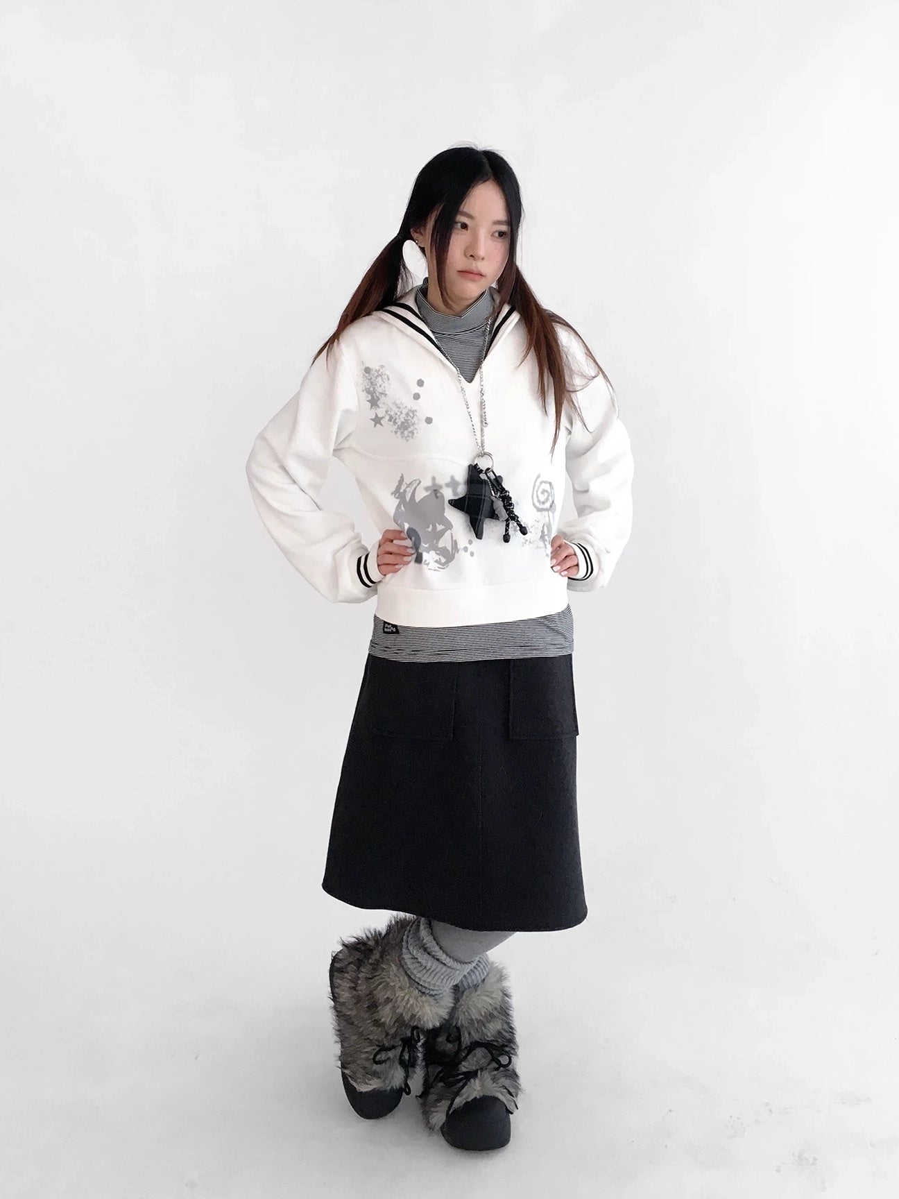 innomoood Textured Chunky Knit Oversized Cropped Crew Neck Women Office Pullover Cardigans