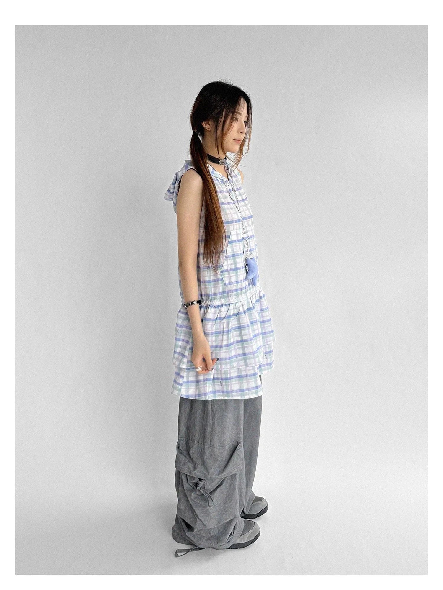 Textured Washed Cotton Cargo Joggers With Drawstring Waist