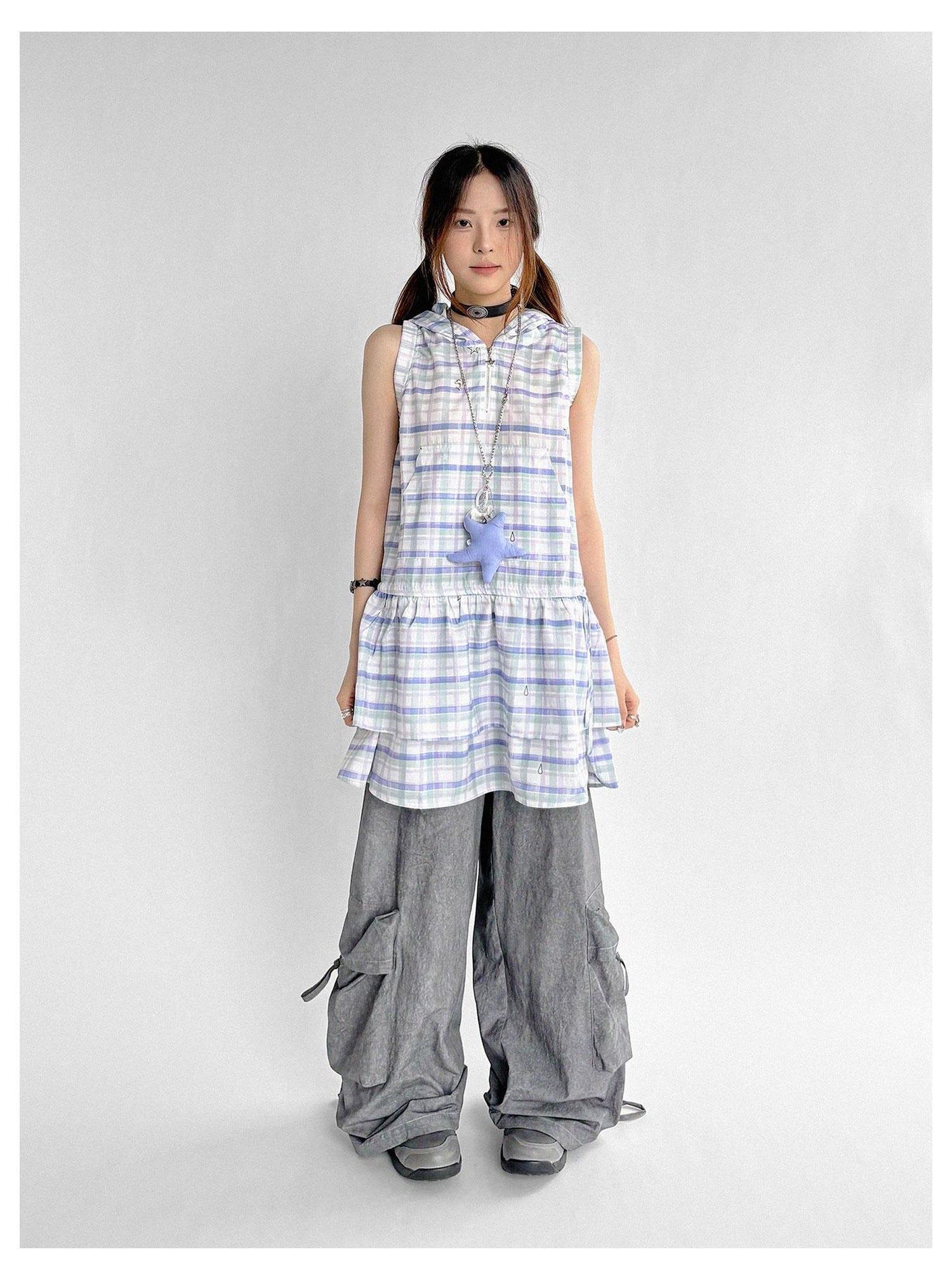innomoood Textured Washed Cotton Cargo Joggers With Drawstring Waist