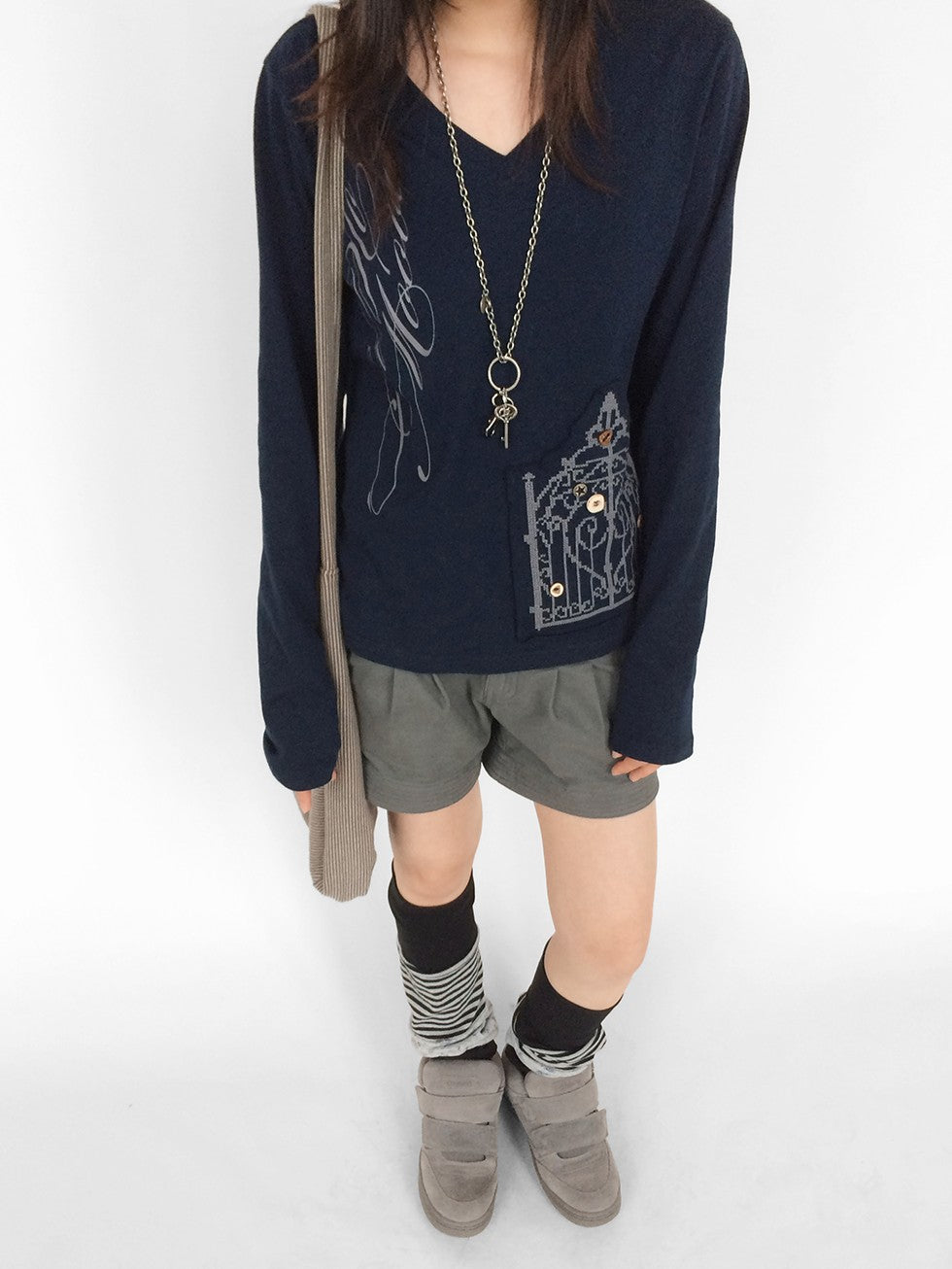 innomoood V-neck Print Cross Embroidery Women&