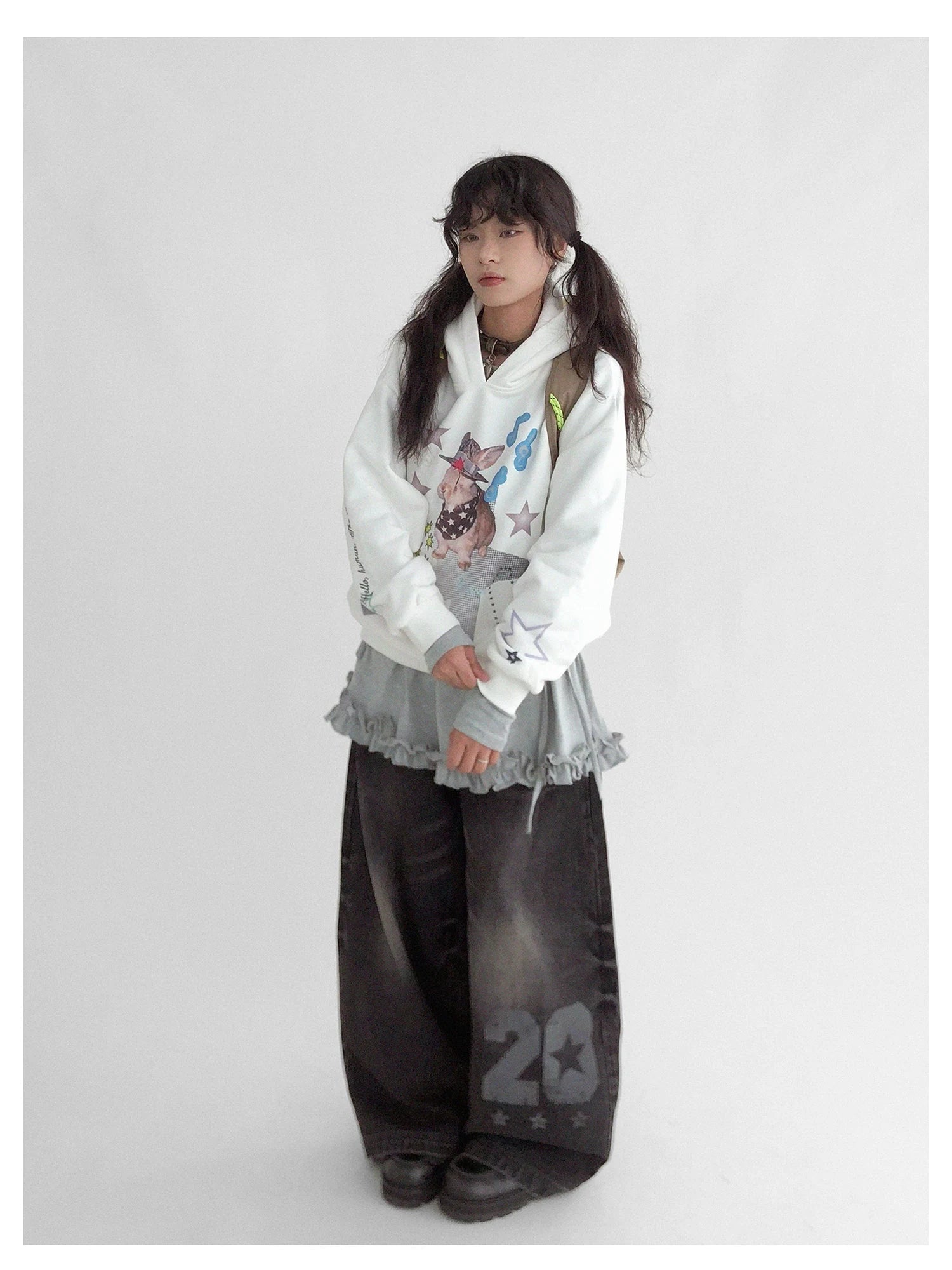 Vaporwave Bunny Graphic Fleece Hoodie