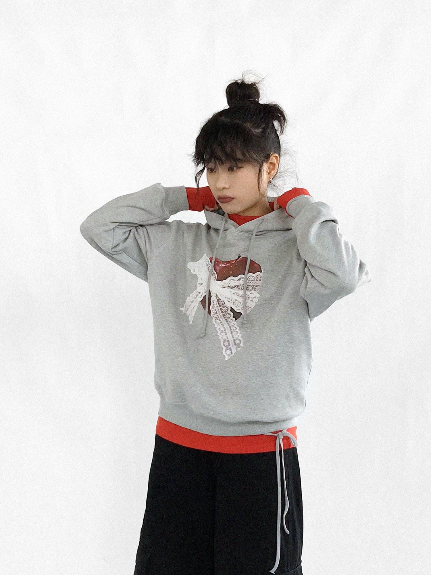 innomoood Vintage Apple Lace Bow Hoodie