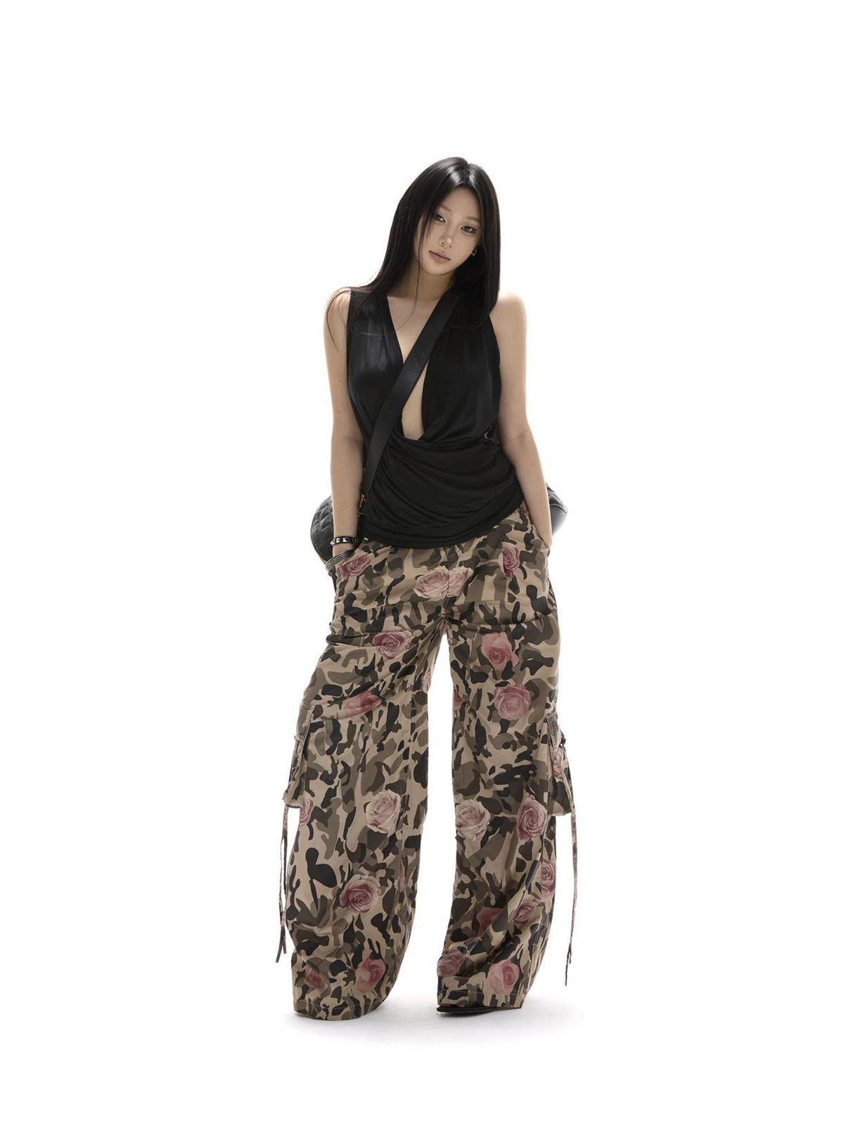 itsdinn Wild Rose Printed Camo Cargo Women&