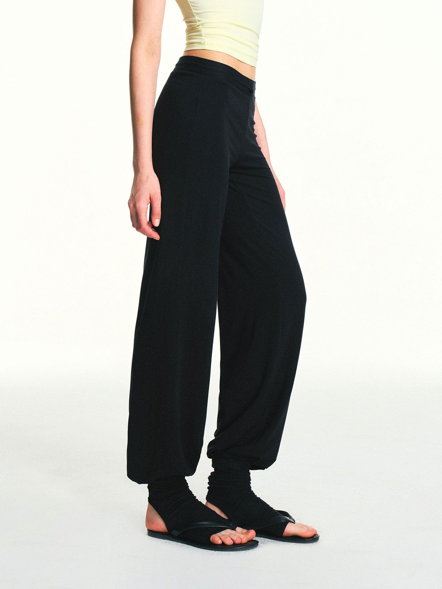 kvkv Black Drawstring Mid Low Rise Detachable Stirrup Drapey Women&