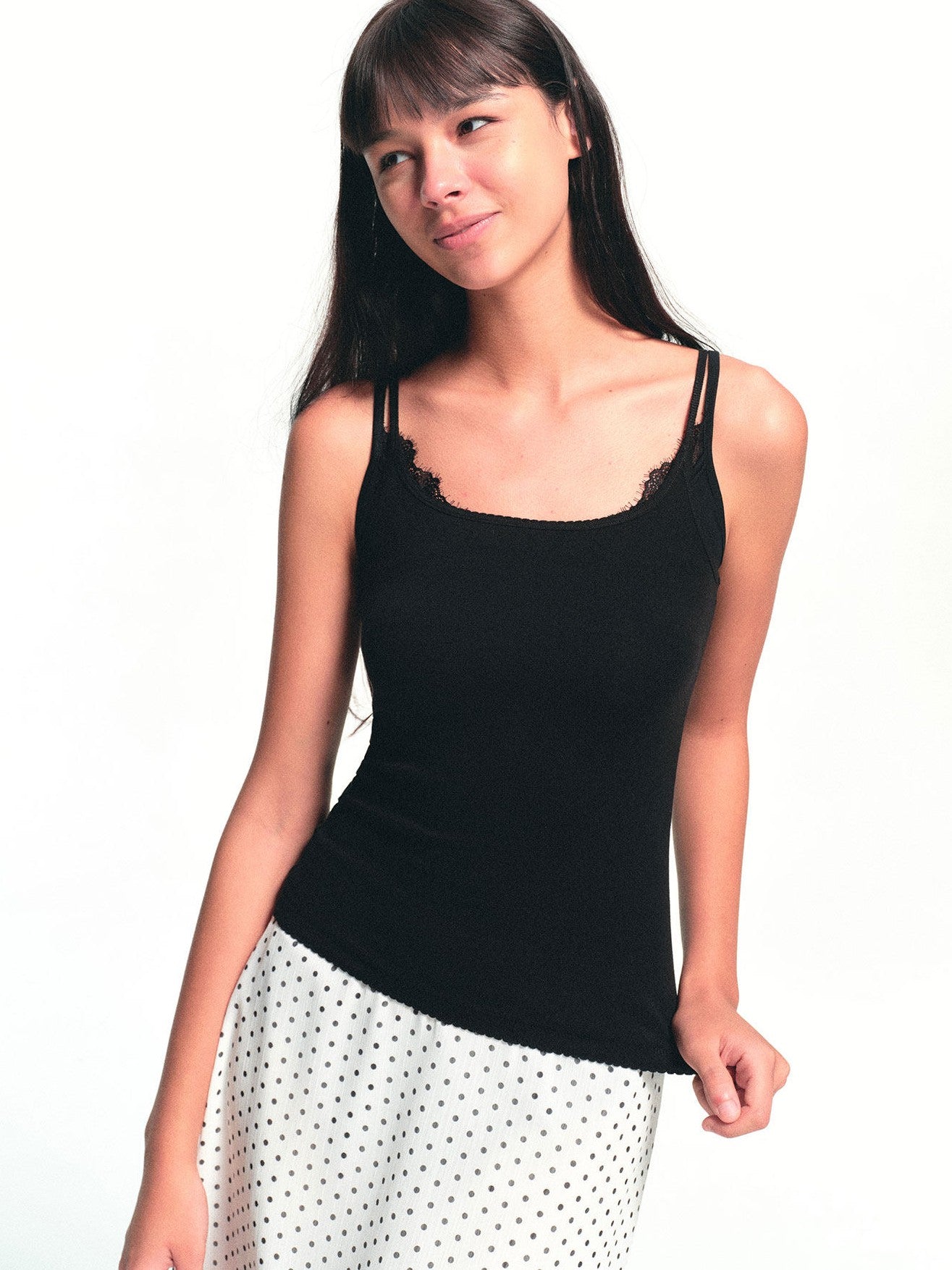 kvkv Black Scalloped Lace Trim Multiway Slim Fit Women&