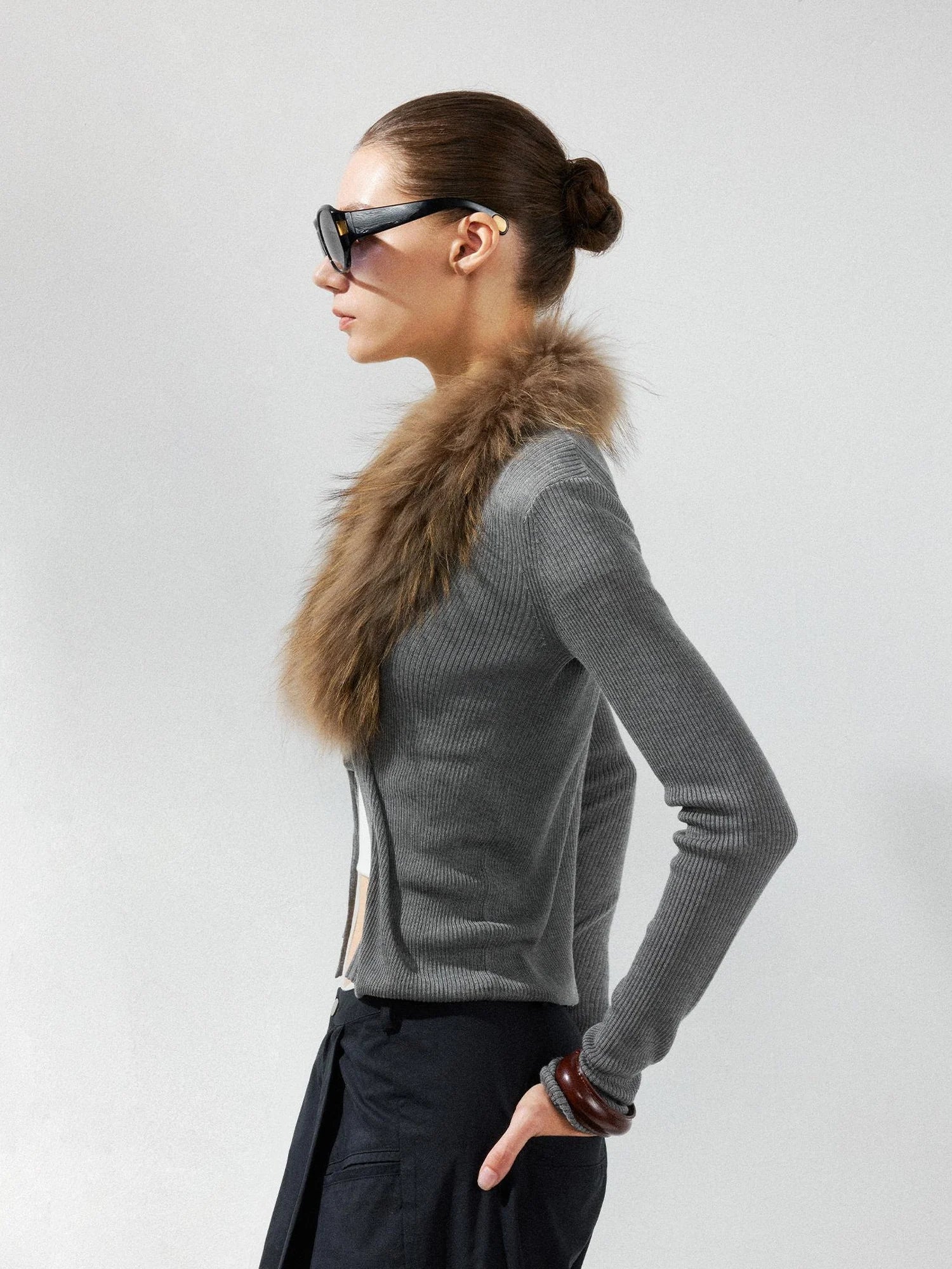 kvkv Cashmere Blend Gray Knit Cardigan With Detachable Raccoon Fur Collar