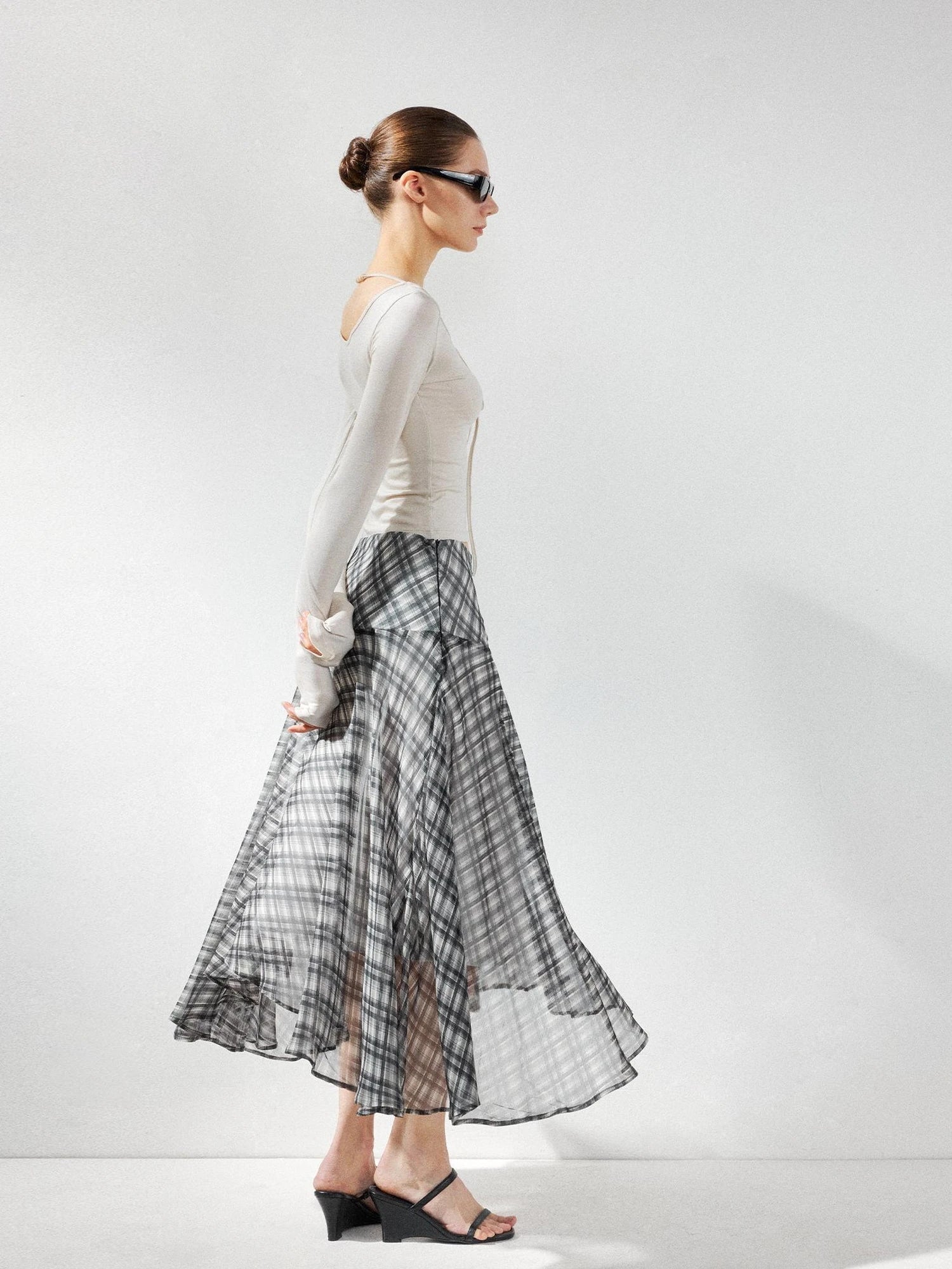 kvkv Checkered Asymmetrical Hem Flowy Skirt