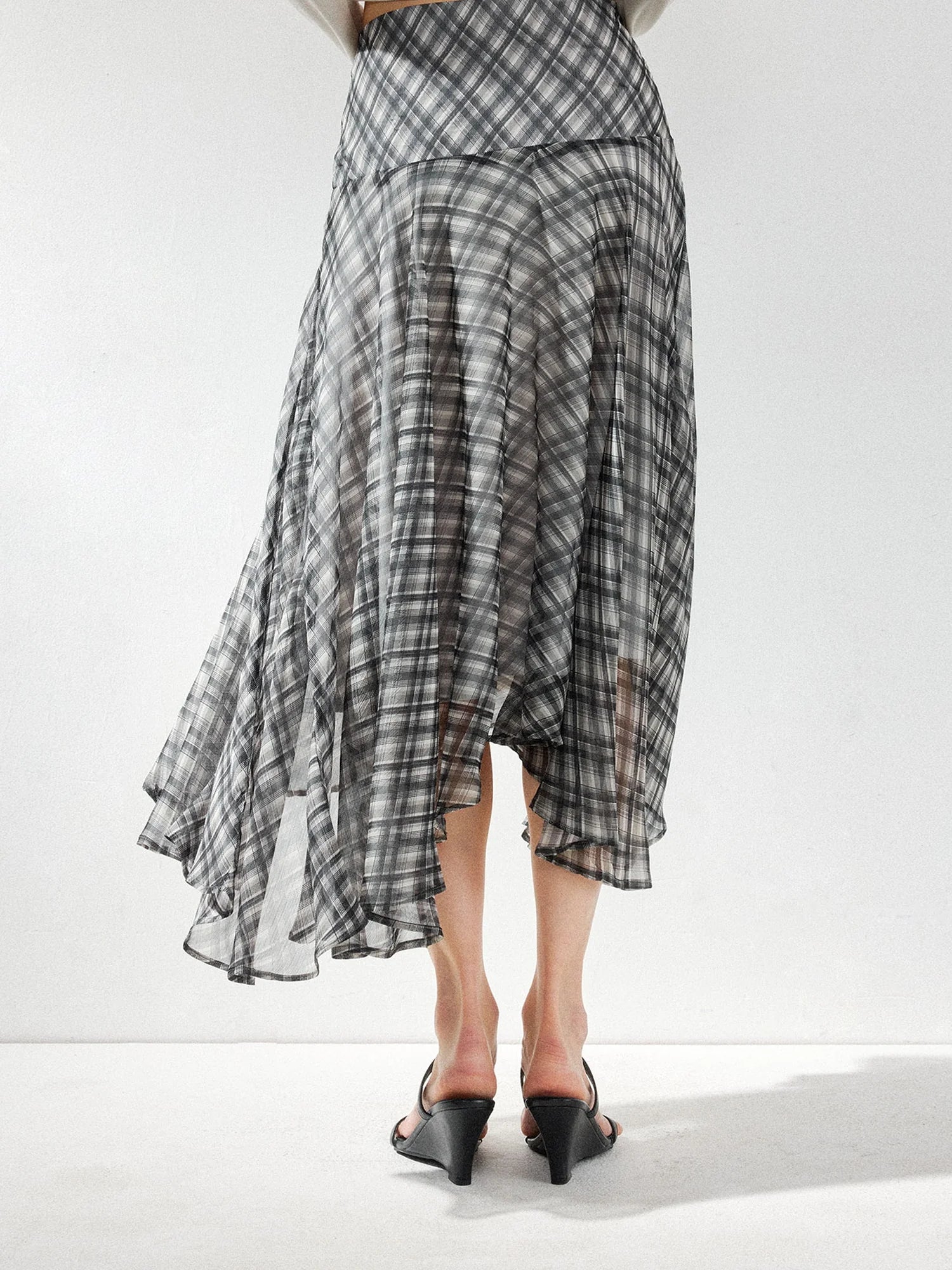 kvkv Checkered Asymmetrical Hem Flowy Skirt