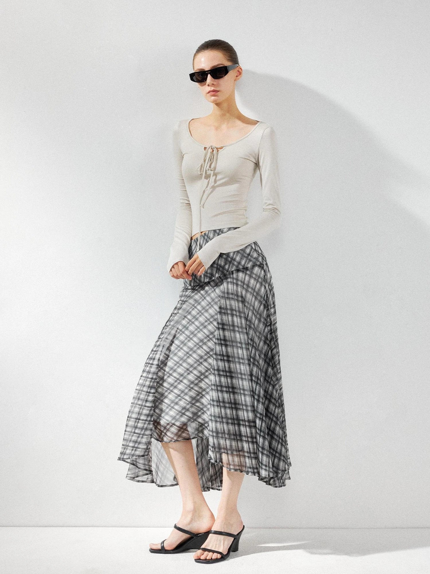kvkv Checkered Asymmetrical Hem Flowy Skirt