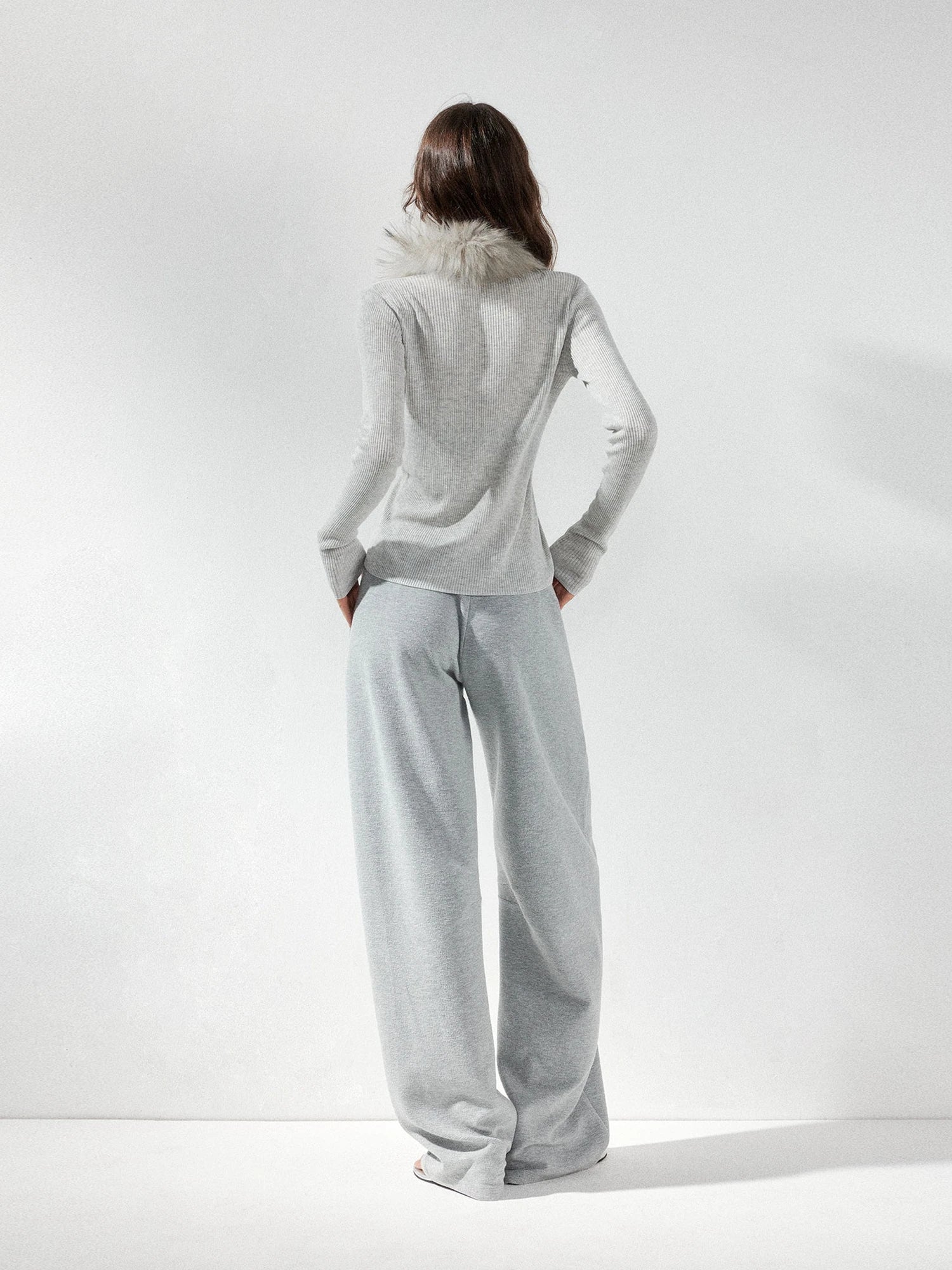 kvkv Detachable Fox Fur Collar Belted Knit Cardigan
