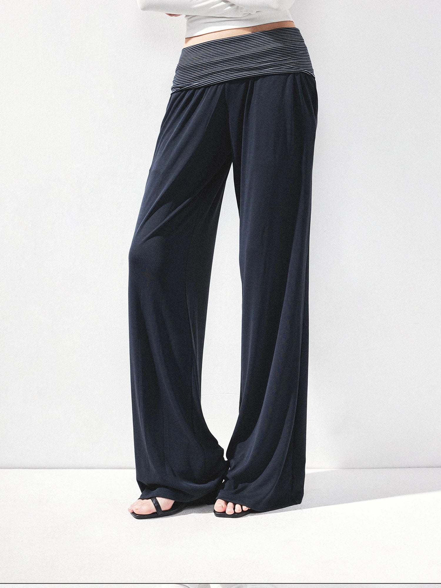 kvkv Fold Waist Stripe Knit Flare Pants