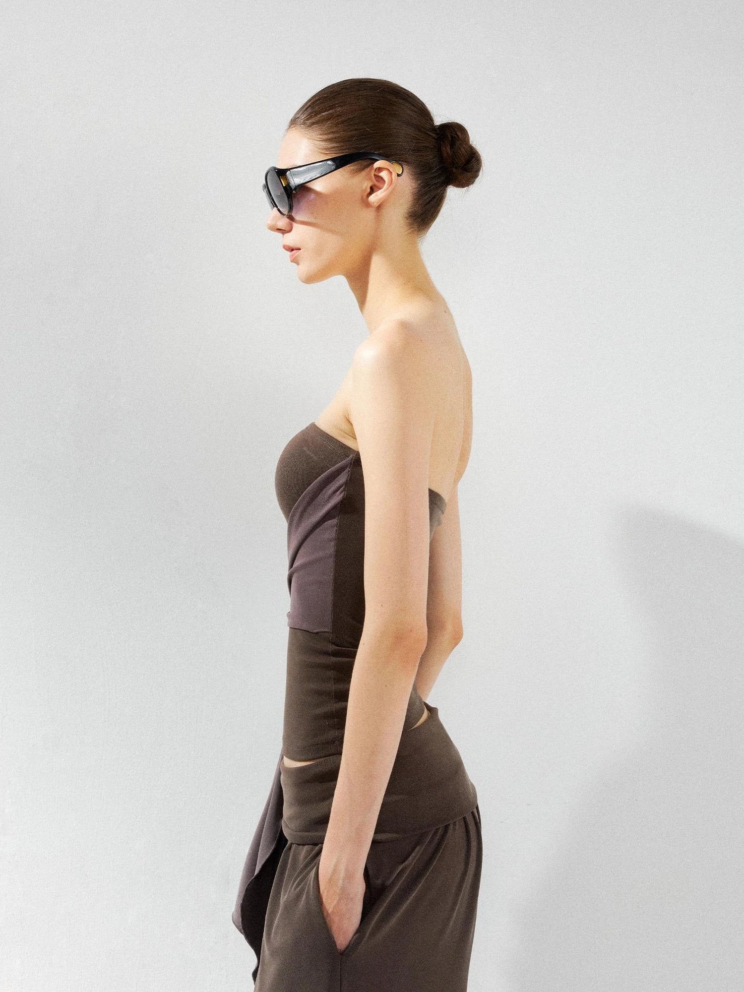 kvkv Gray Brown Ribbed Cut Out Fitted Yoga Top