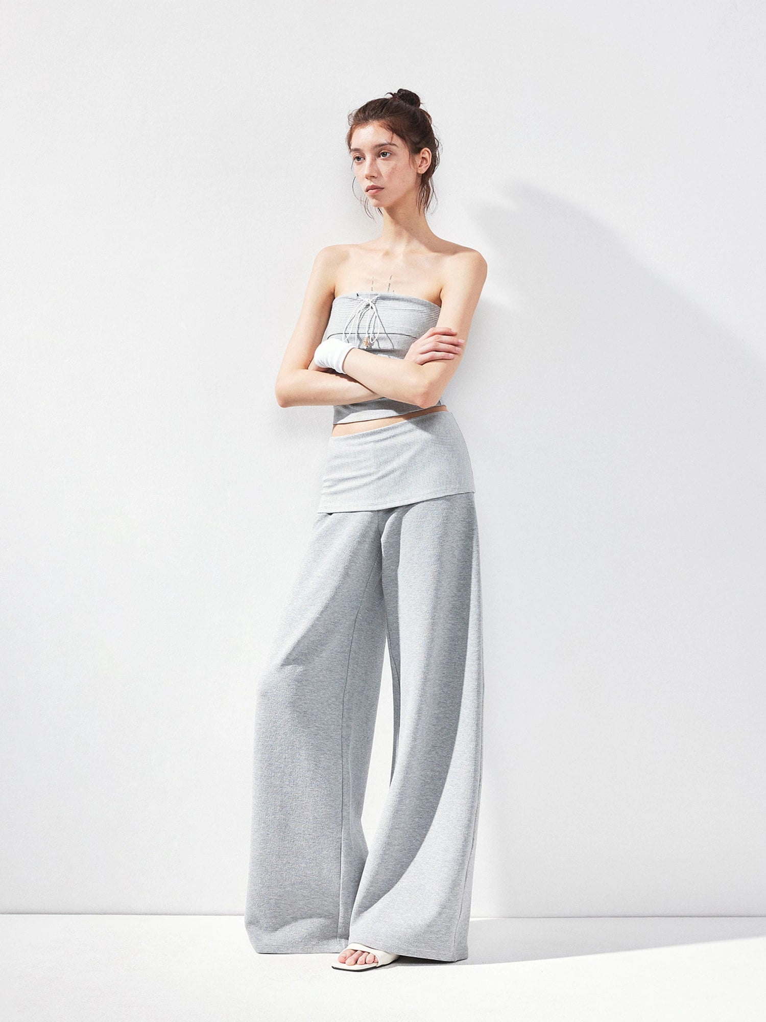 kvkv Gray Striped Fold Over Tie Front Yoga Top