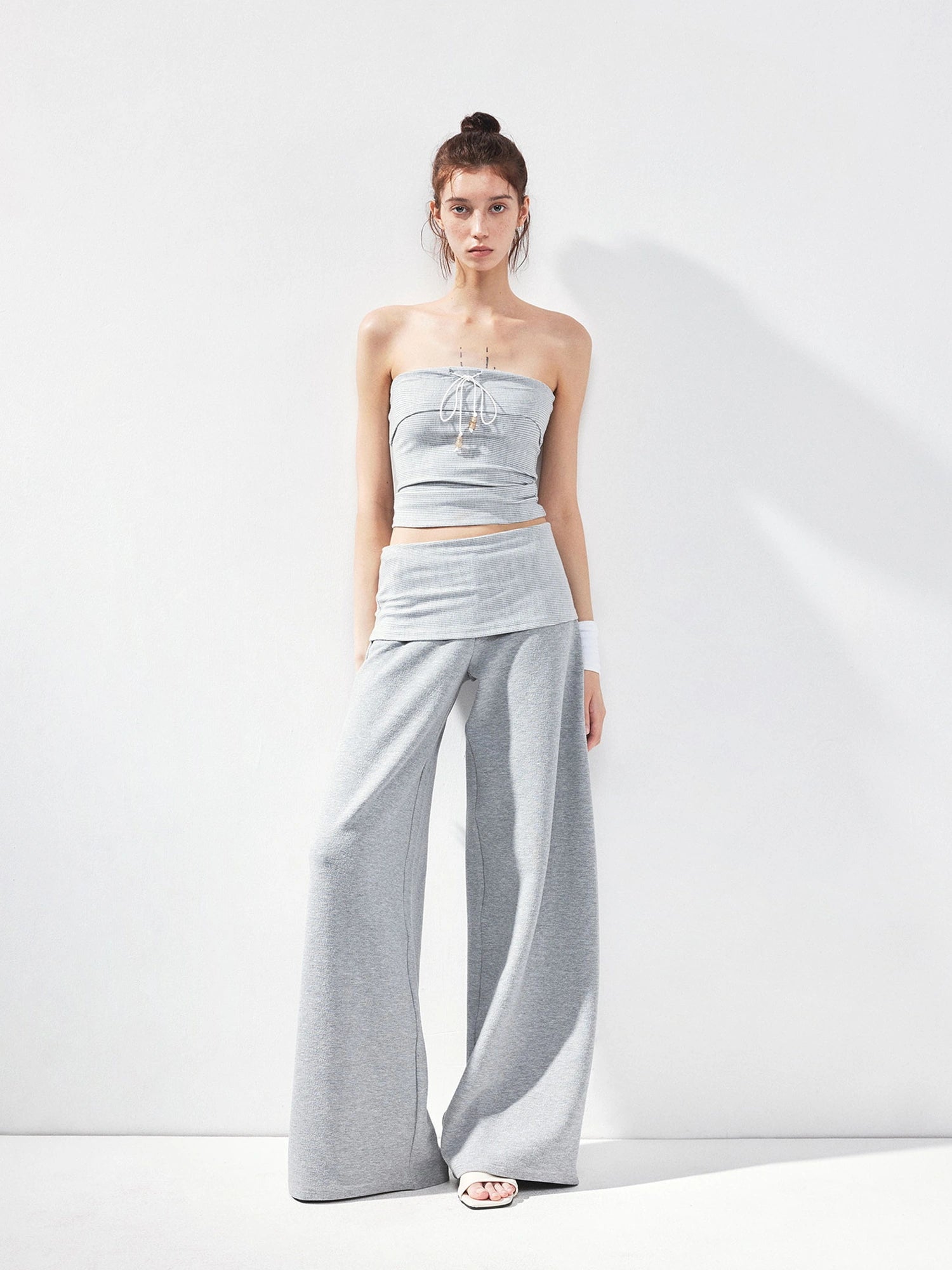 kvkv Gray Striped Fold Over Tie Front Yoga Top