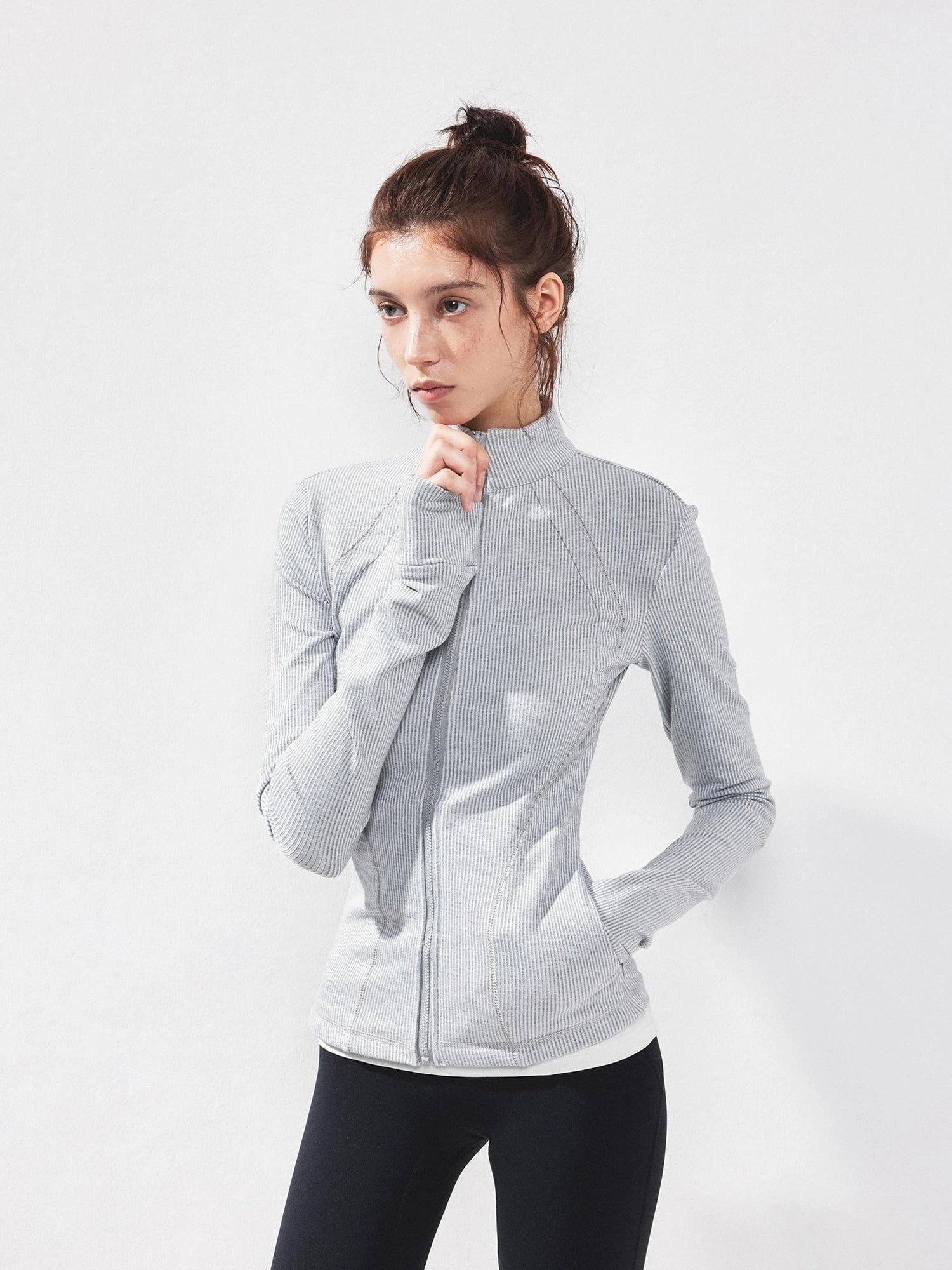 kvkv Gray Zip Fit Yoga Jacket