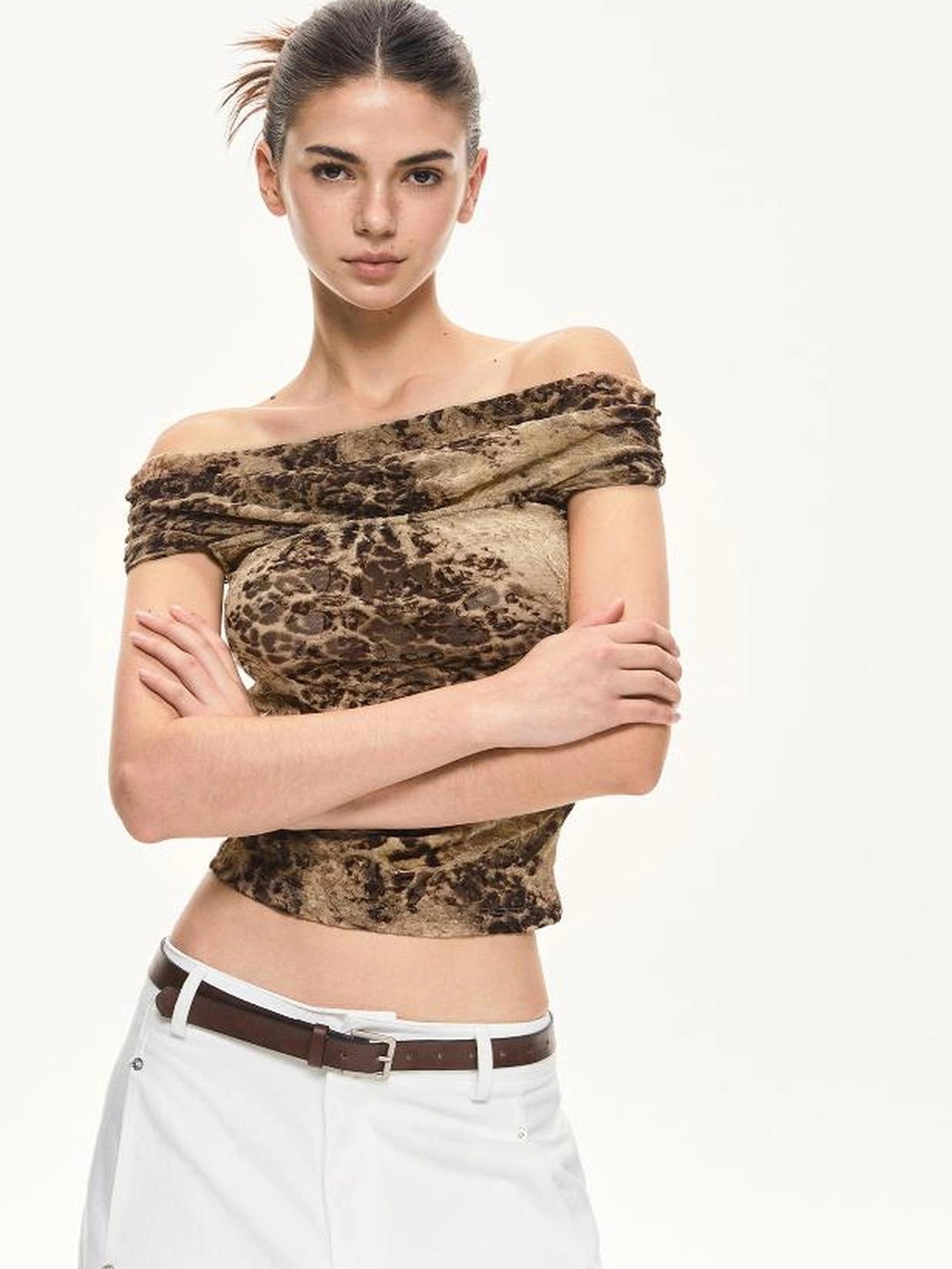 KVKV Yoga Clothing Brand - Leopard Print Off Shoulder Ruffle Top