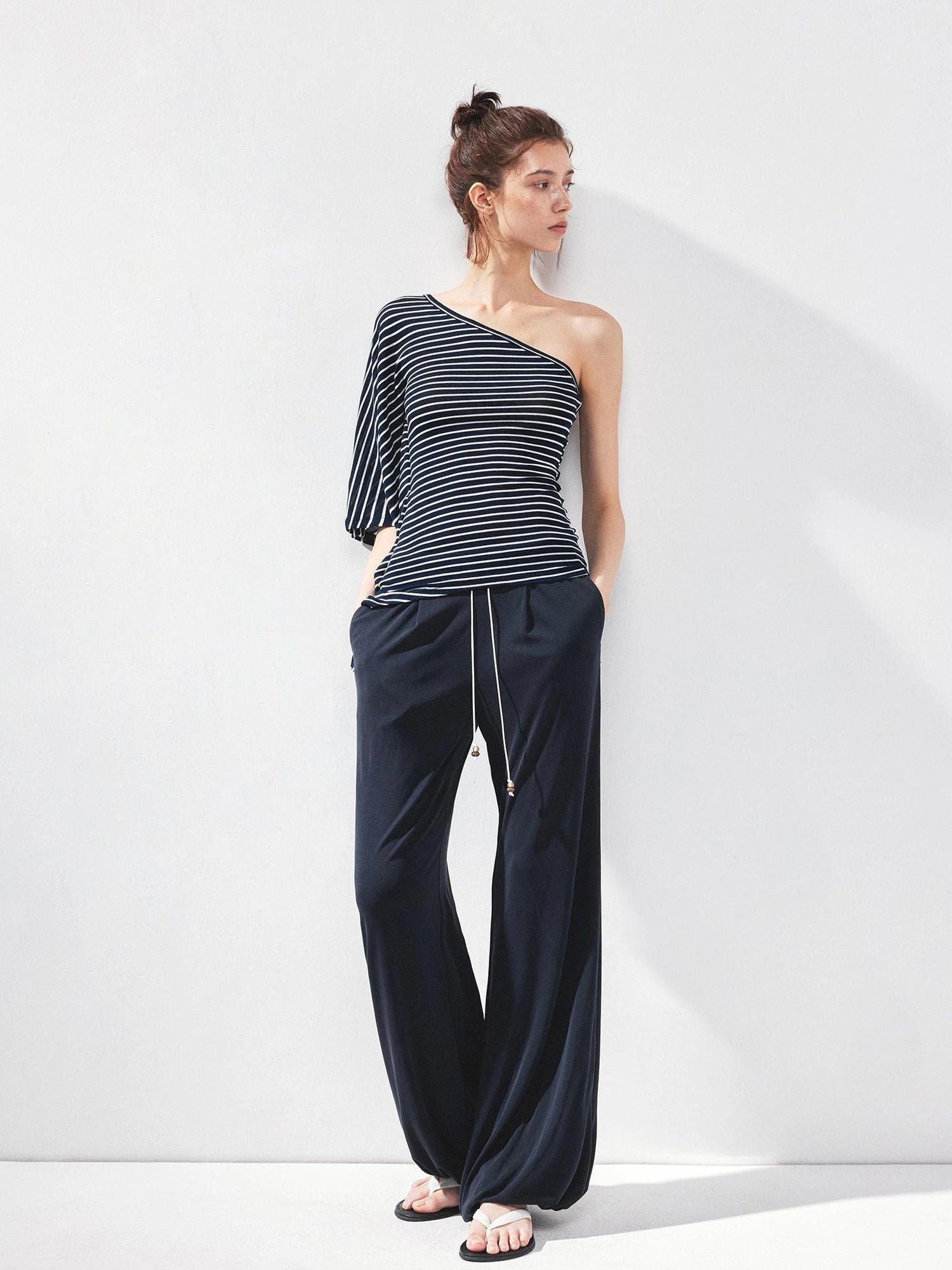 kvkv Liquid Feel Wide Leg Drawstring Ankle Pants
