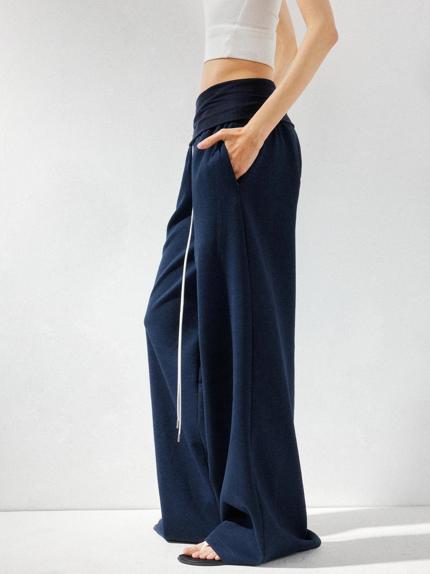 kvkv Low Rise Foldable Wide Waistband Flared Yoga Pants