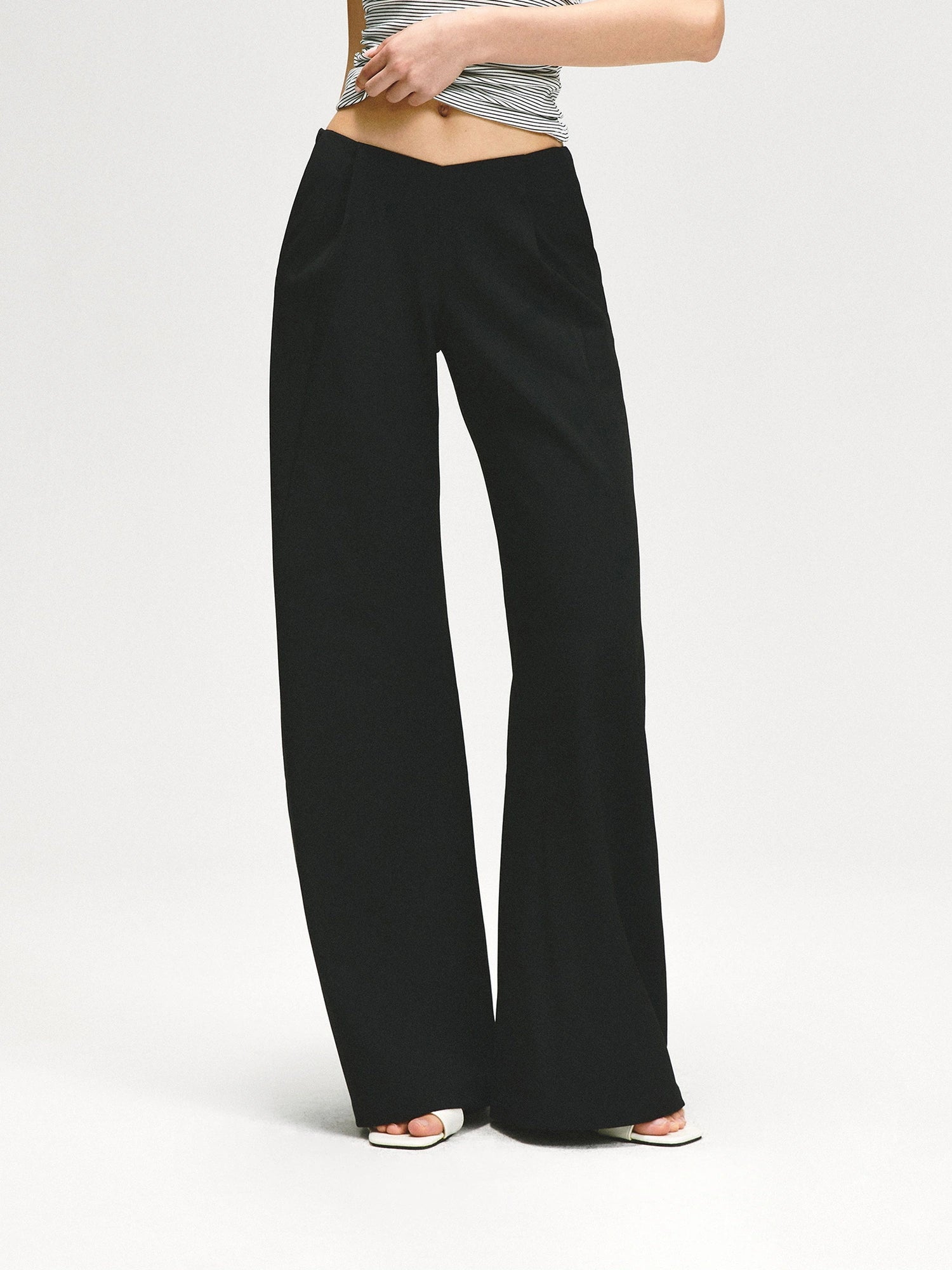 kvkv Low Rise V Waist Wide Leg Trousers