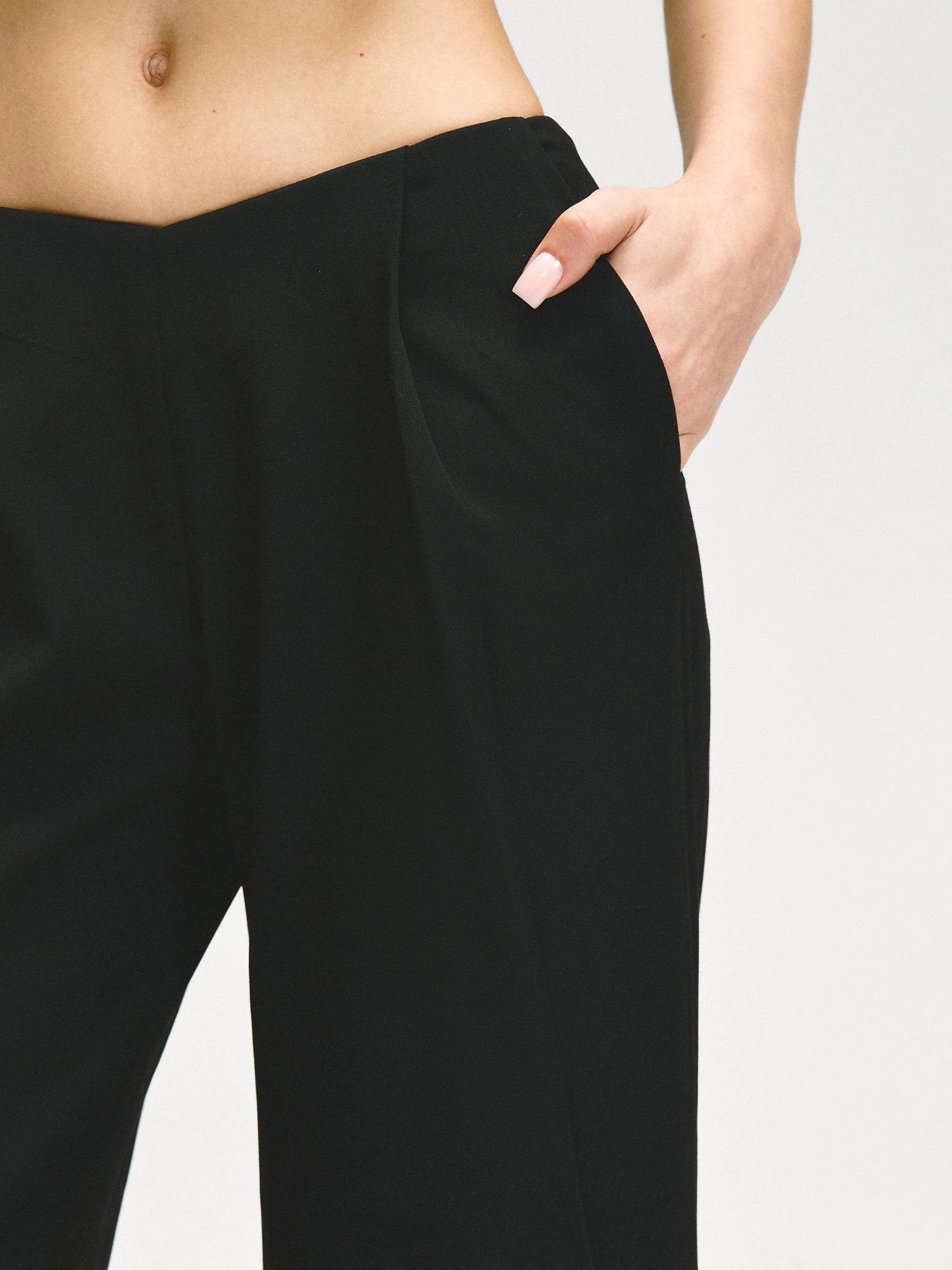 kvkv Low Rise V Waist Wide Leg Trousers