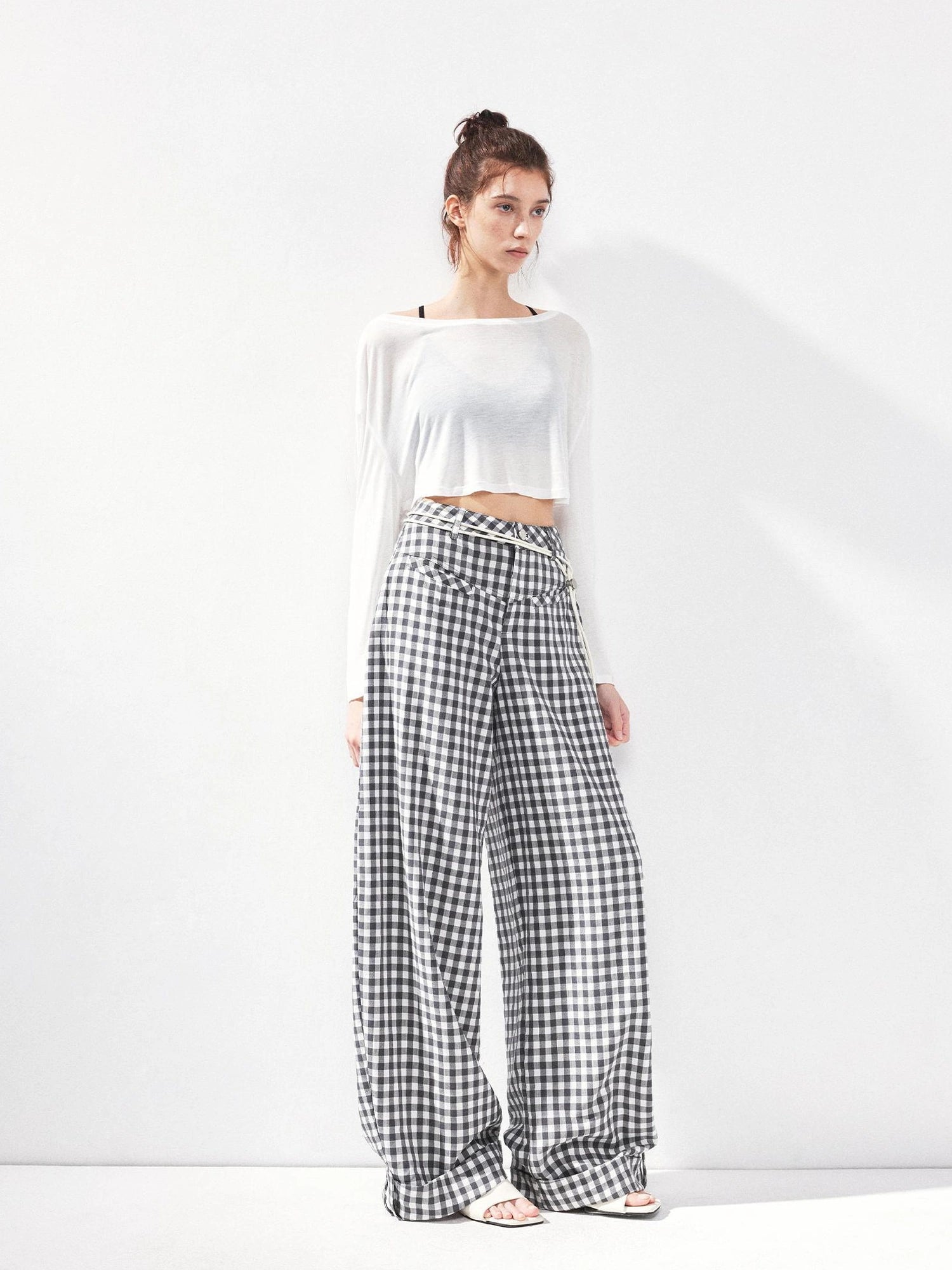 kvkv Low Waist Textured Check Wide Leg Trousers